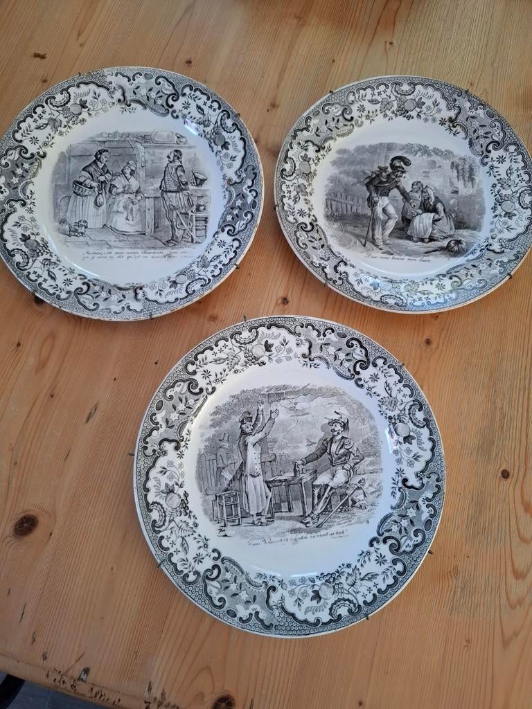 Set van drie antieke Boch Luxembourg wandborden , Napoleon, Ophalen of Verzenden