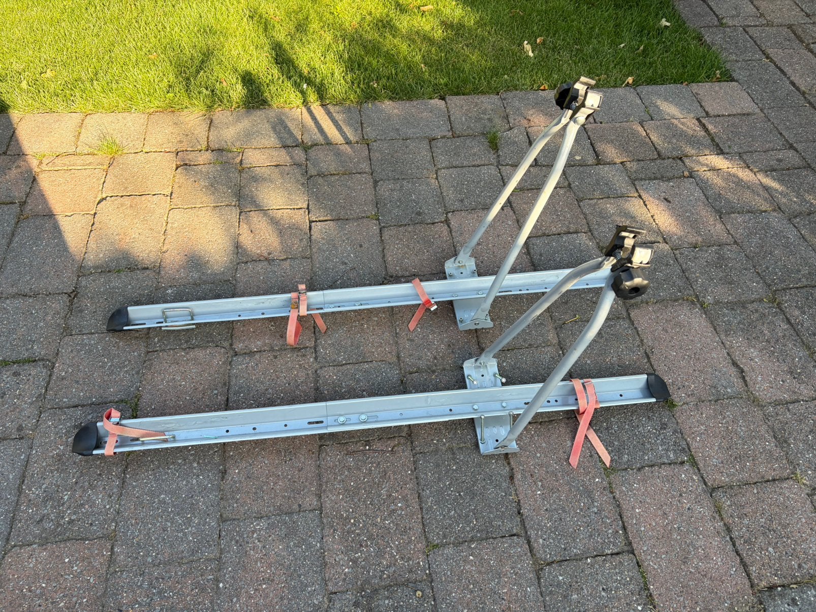 Fietsendragers Menabo Top Bike 2x, Auto diversen, Ophalen, 1 fiets, Gebruikt, Dakdrager