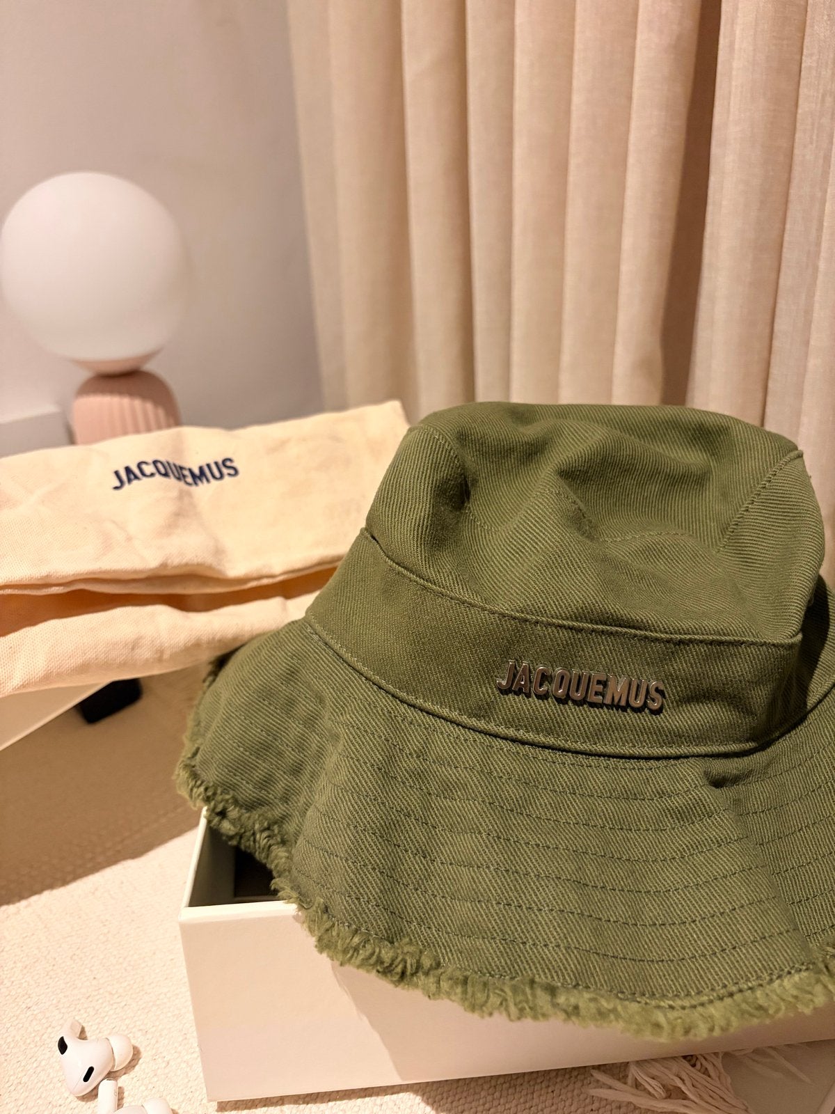 Jacquemus Hat, Ophalen of Verzenden, Nieuw, 58 cm (L, 7¼ inch) of meer, Hoed