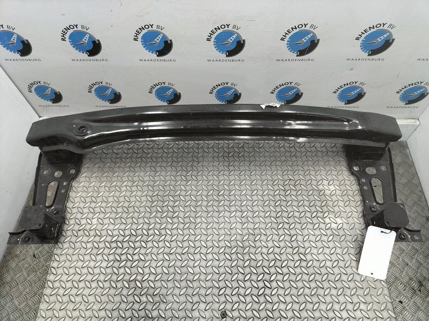 MINI (BMW) MINI VOORBUMPER BALK 2012, Gebruikt, Voor, Ophalen of Verzenden, Stiba lid