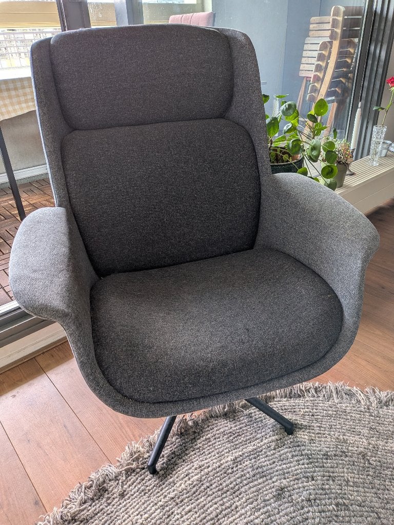 Draaifauteuil Äleby IKEA, Huis en Inrichting, Fauteuils, Ophalen, 75 tot 100 cm, Zo goed als nieuw, Stof