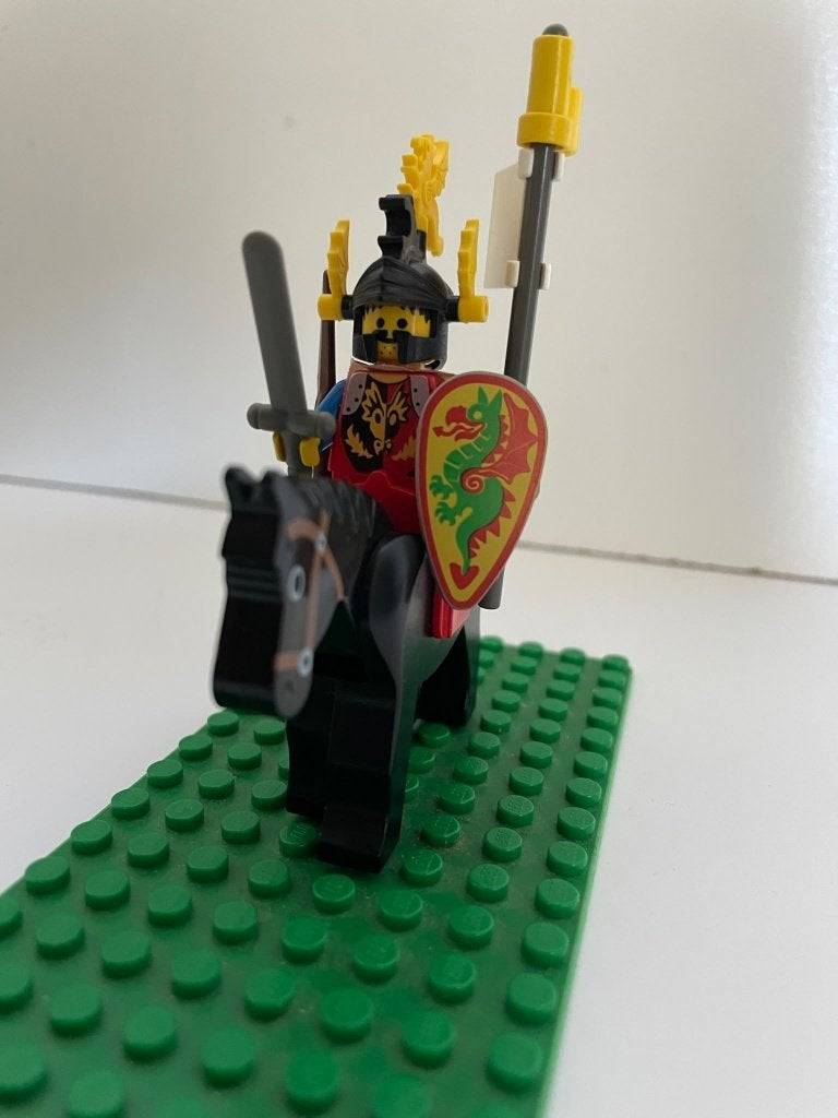 LEGO Vintage Castle Dragon Knights Koning met Cape (6082), Ophalen of Verzenden, Zo goed als nieuw, Minifiguur, Lego