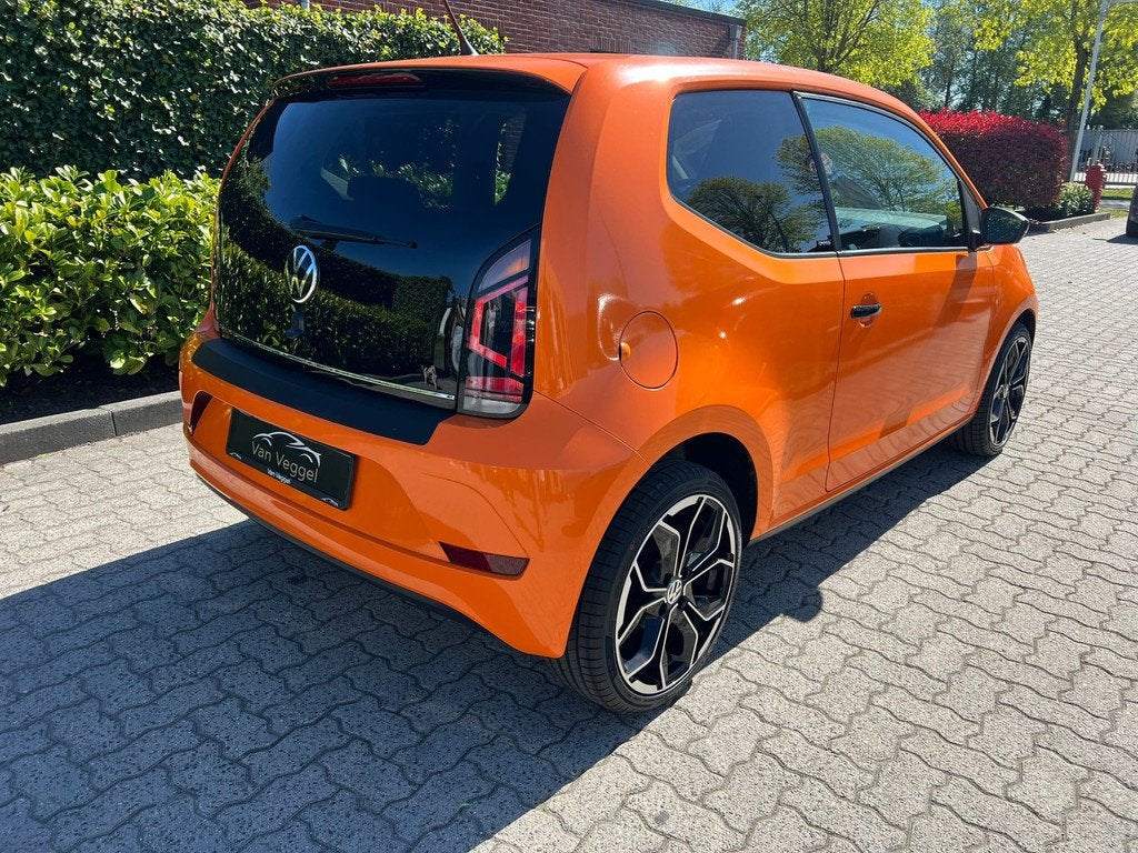 Volkswagen up! 1.0 airco, sportvelgen, multistuur, elek rame, Voorwielaandrijving, Stof, Gebruikt, Overige kleuren