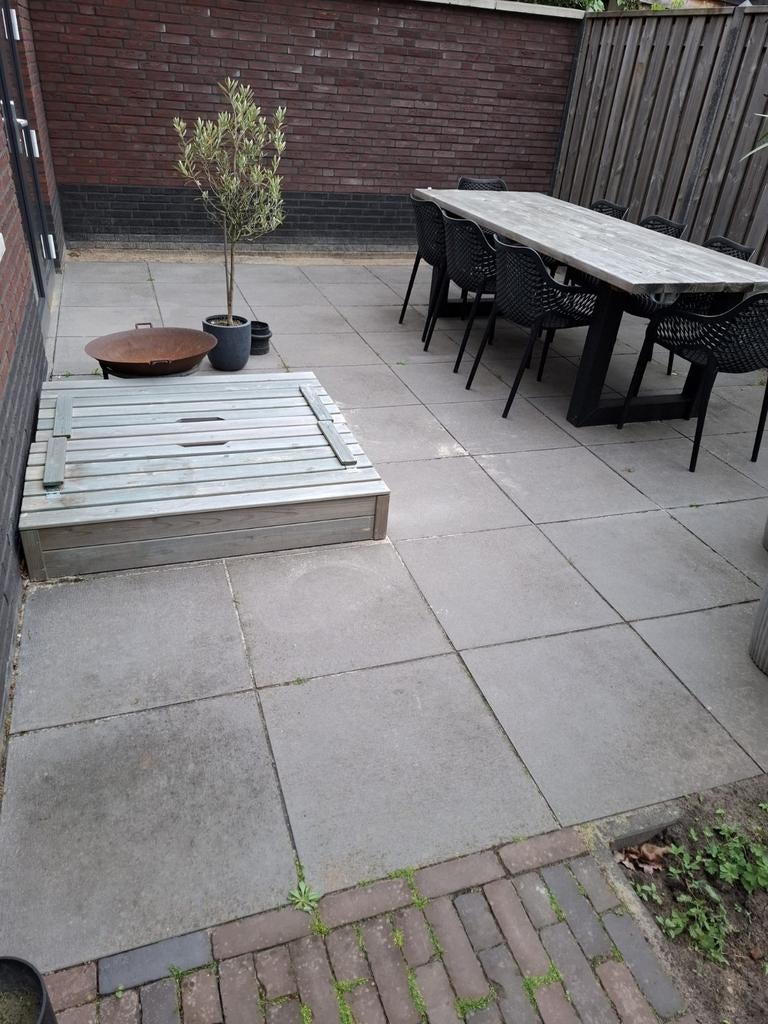 Betontegels 60x60 - 63 stuks, 5 jaar oud, Ophalen, Gebruikt, 10 m² of meer, Beton
