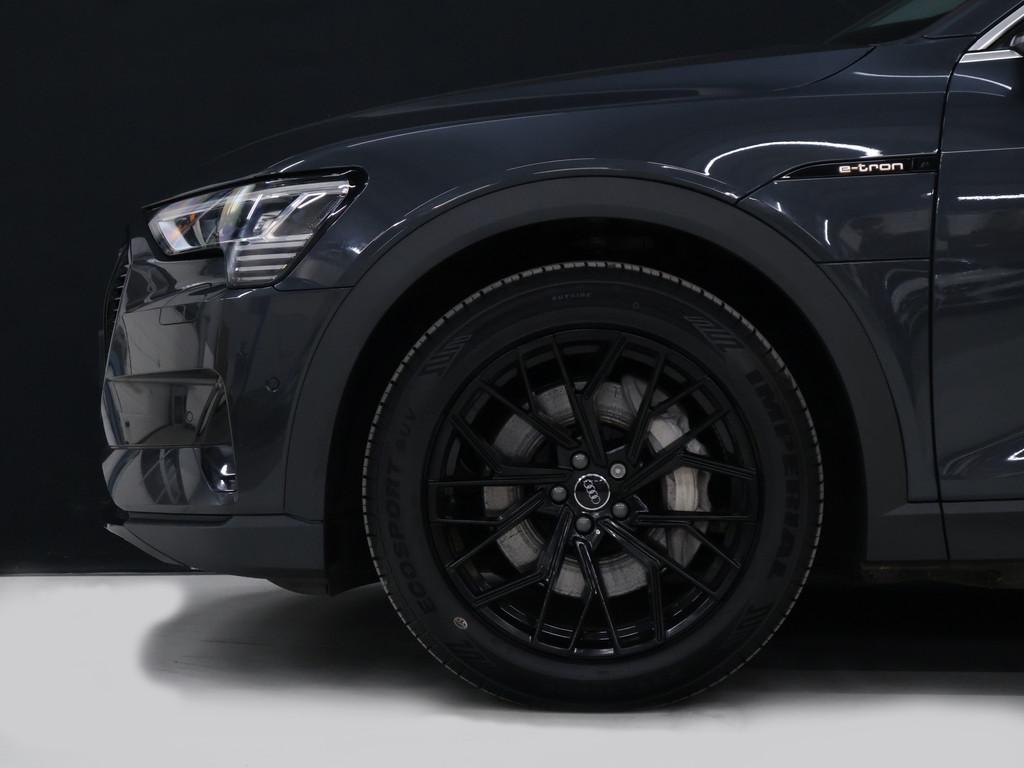 Audi e-tron 55 quattro edition 95 kWh [APPLE CARPLAY, LED, A, Auto's, Audi, Automaat, 131 €/maand, Stof, Zwart
