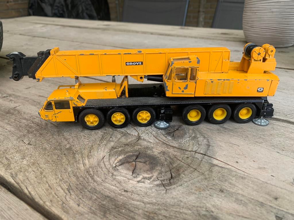 NZG GROVE kraan tm 800 opknapper, Hobby en Vrije tijd, Modelauto's | 1:50, Ophalen of Verzenden, Gebruikt, Hijskraan, Tractor of Landbouw