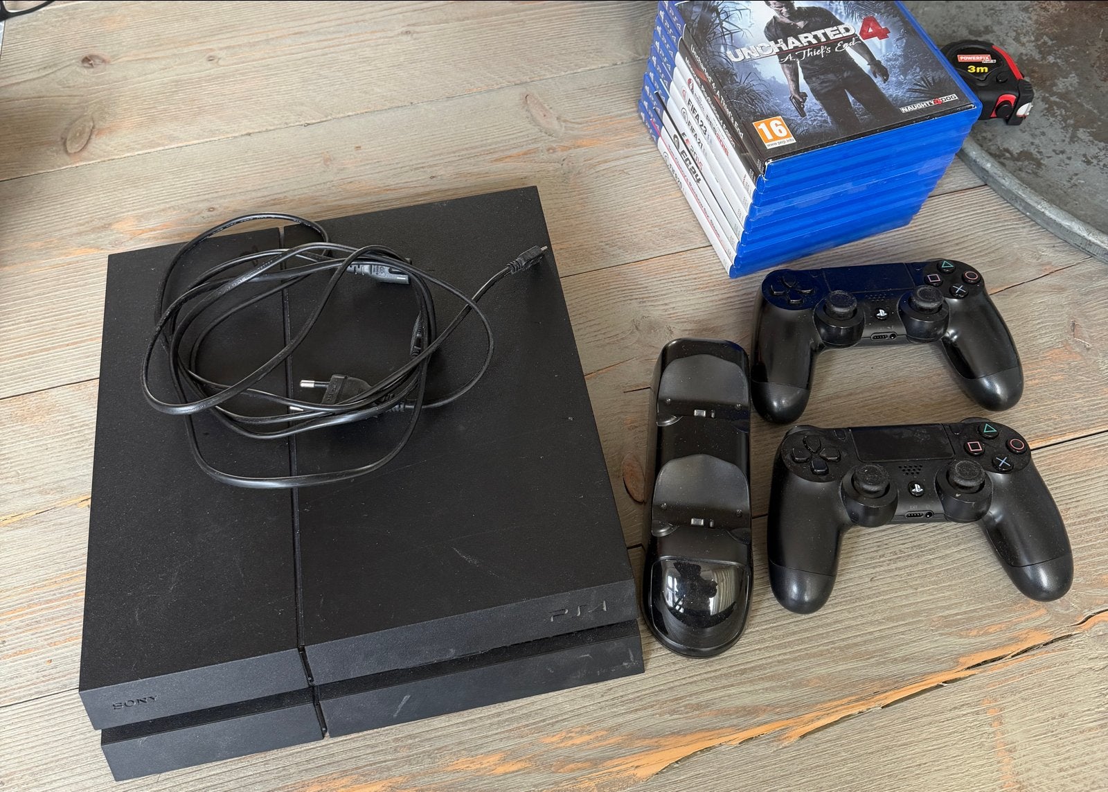 PlayStation 4 (PS4) met 2 controllers en 9 games, Spelcomputers en Games, Met 2 controllers, Ophalen of Verzenden, Original, 500 GB