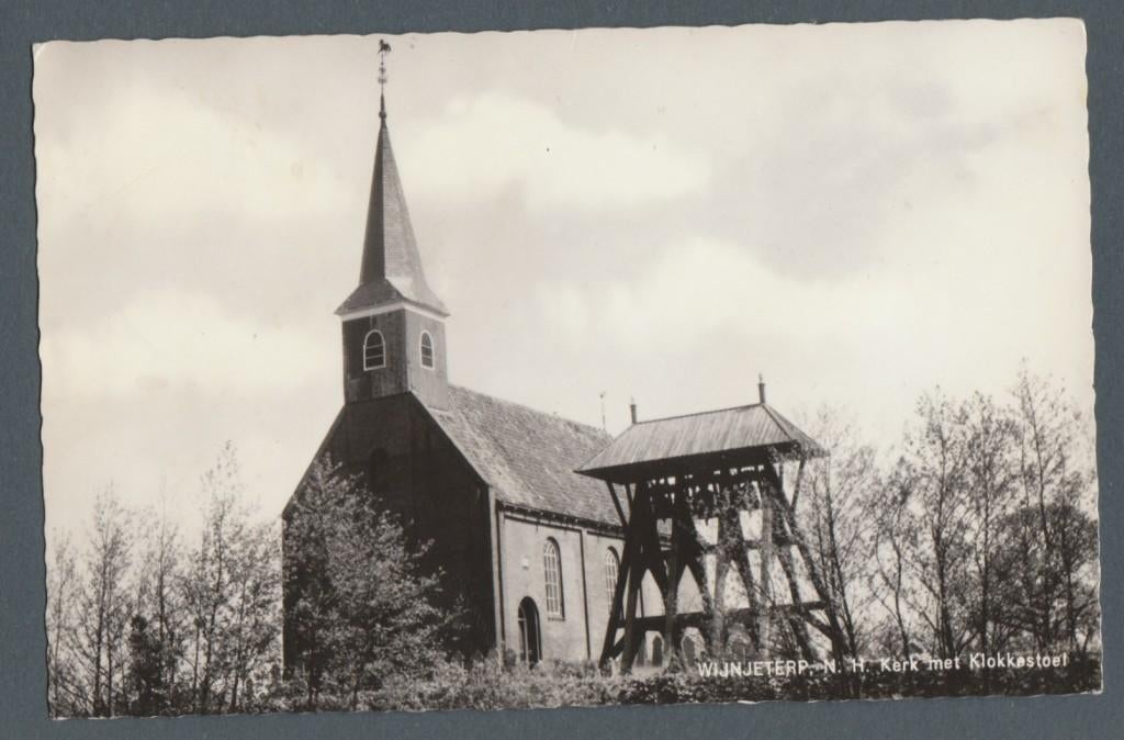 Wijnjeterp (nabij Wijnjewoude en ) - NH Kerk met Klokkestoel, Verzamelen, Ansichtkaarten | Nederland, Verzenden, 1960 tot 1980