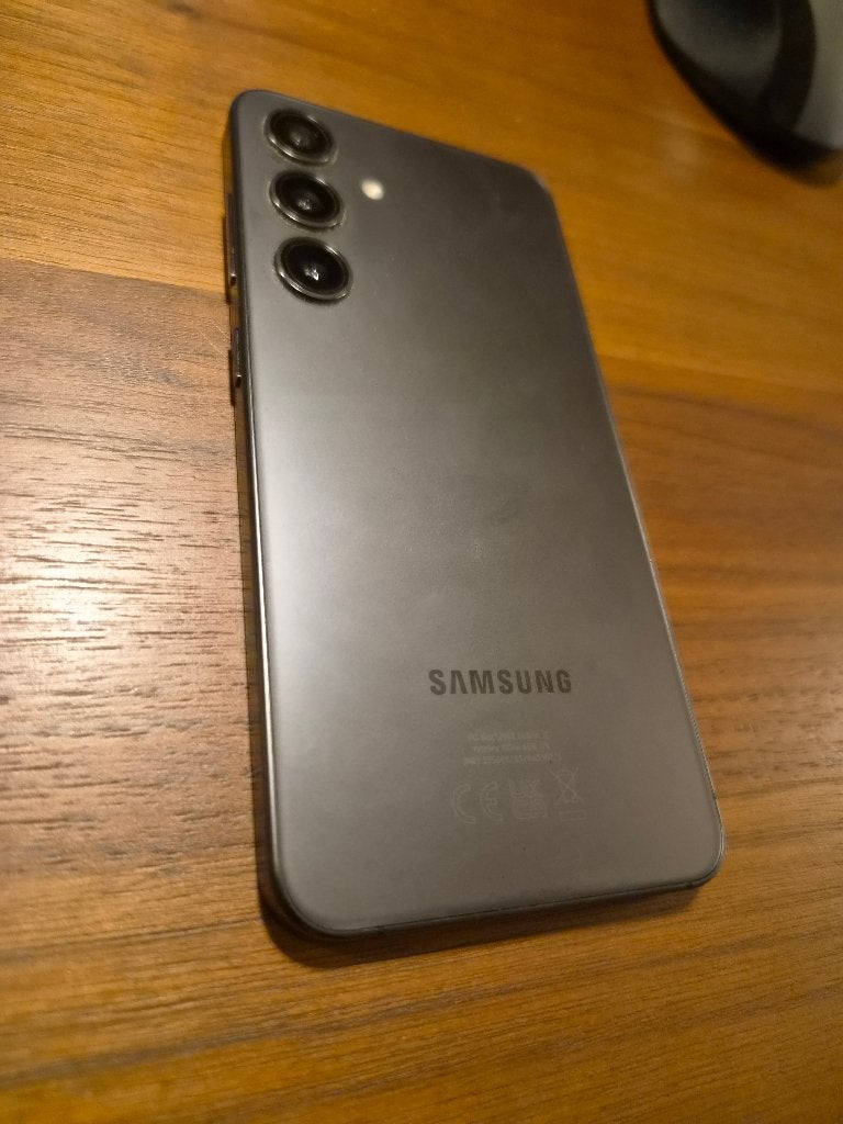 Samsung s24
