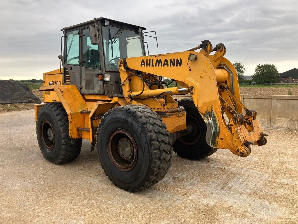 Ahlmann AS200 bj2000, Ophalen, Wiellader of Shovel