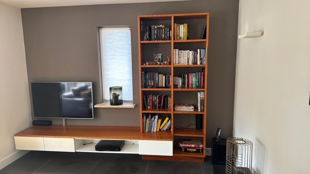 Wandkast totaal 3 meter lang, 220 hoog en 50cm diep, Huis en Inrichting, Kasten | Wandmeubels, Ophalen, Met plank(en), Gebruikt