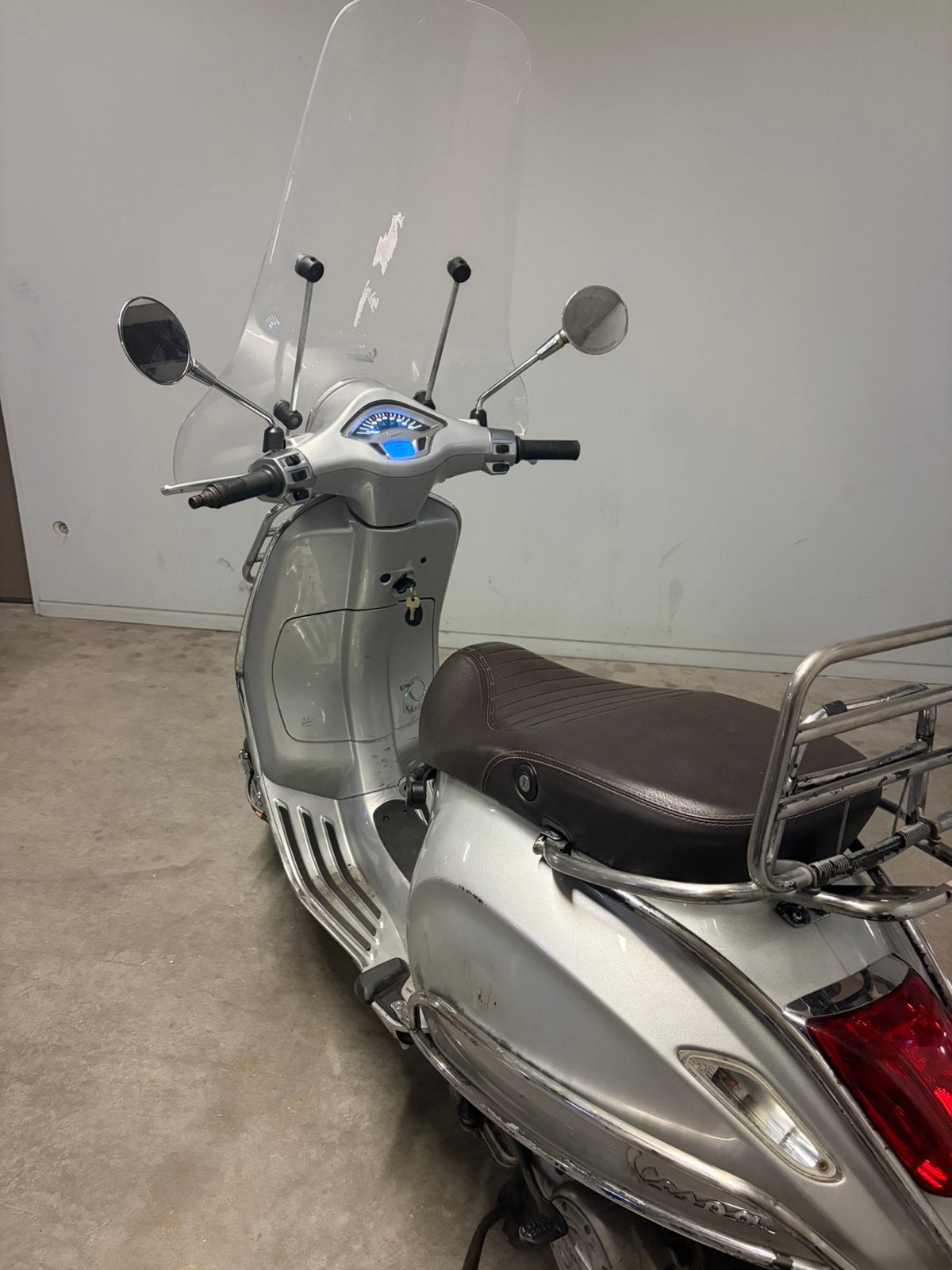 Vespa Primavera!!!, Ophalen, Zo goed als nieuw, Benzine, Overige modellen