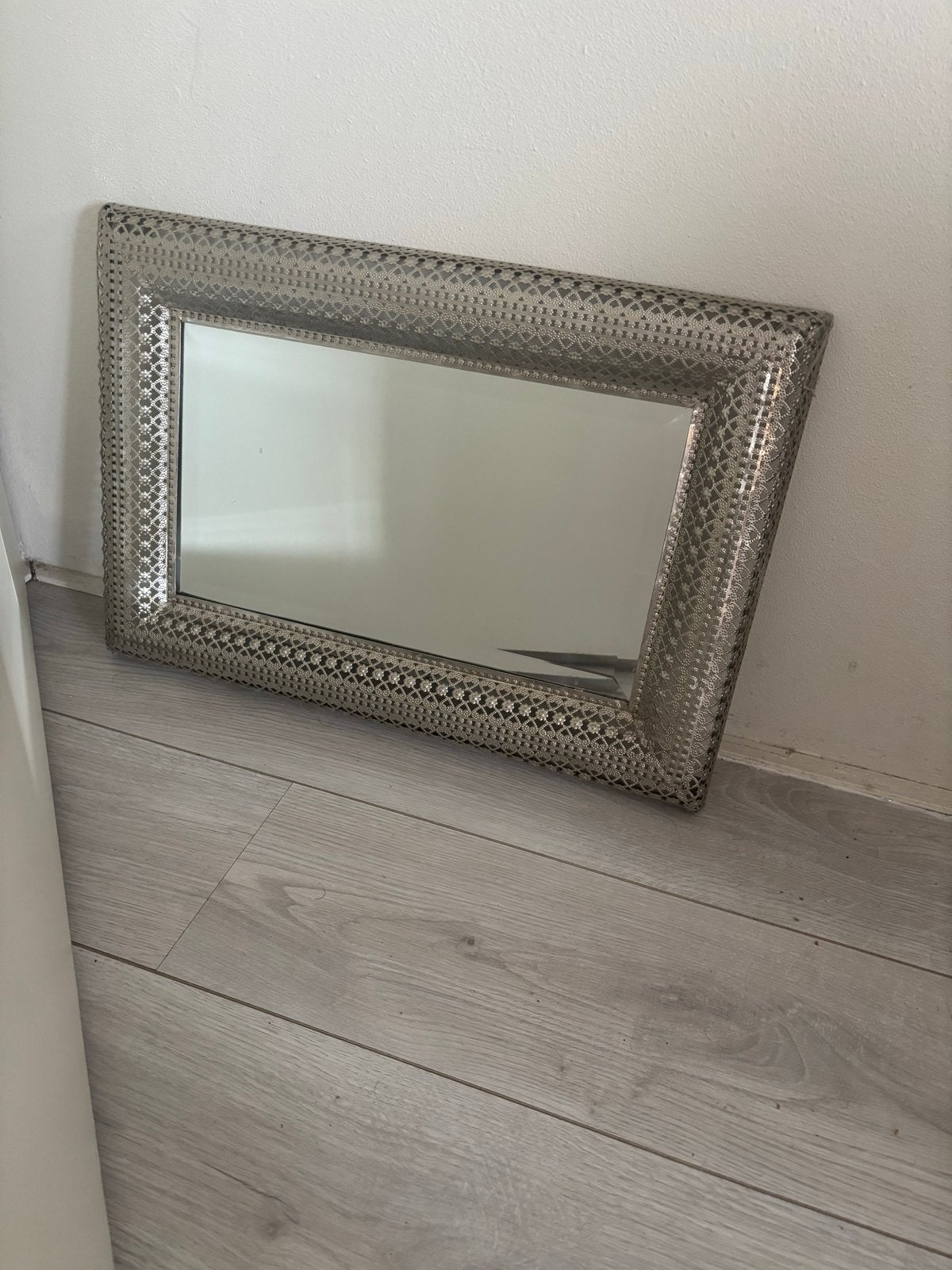 Xenos Zilverkleurige spiegel 57x39 cm, Ophalen, Gebruikt, Minder dan 100 cm, Rechthoekig