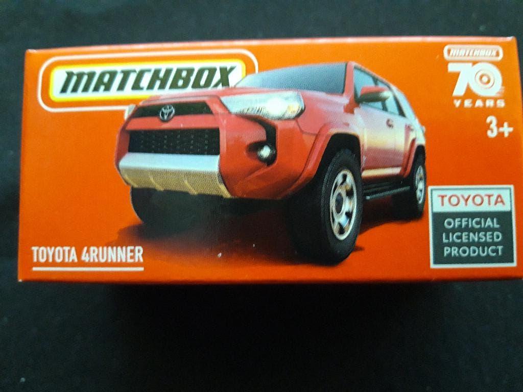 Matchbox – Toyota 4Runner rood - Nieuw in doos, Ophalen of Verzenden, Nieuw, Auto