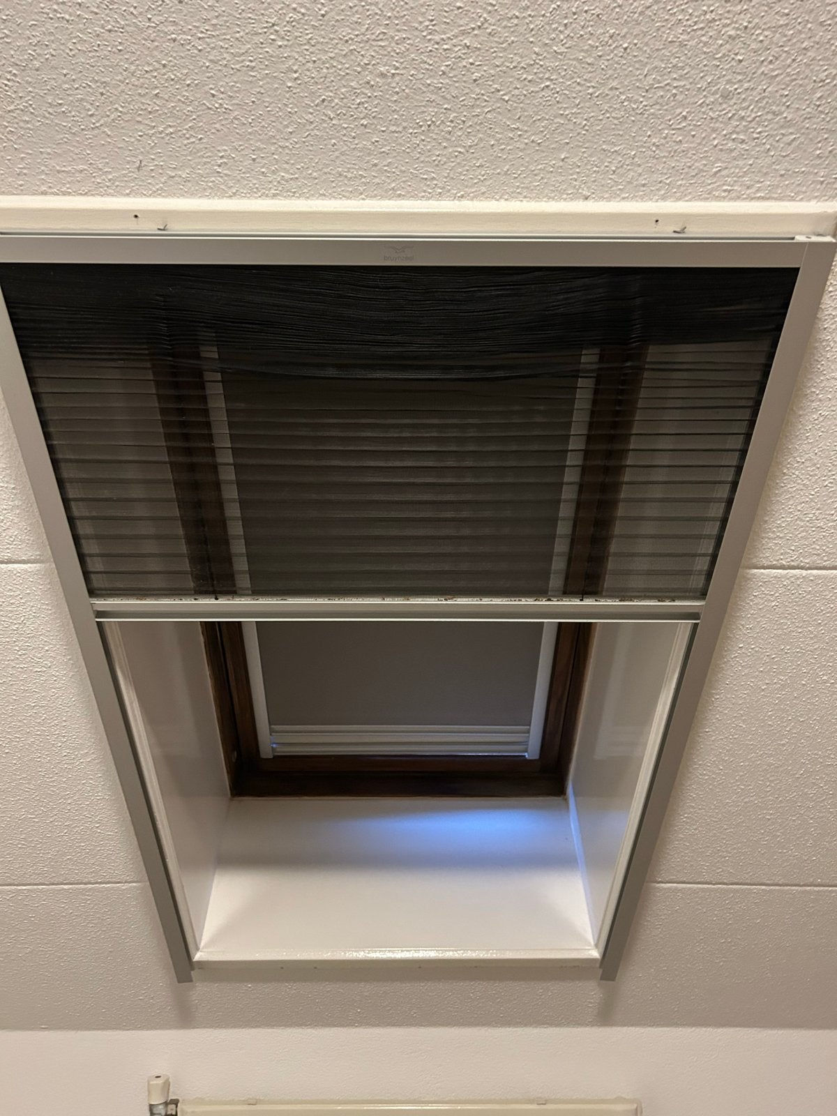 Velux Dakraam GGL-5 met rolgordijn en bruynzeel insektenhor, Doe-het-zelf en Verbouw, Glas en Ramen, Ophalen, Gebruikt, Minder dan 80 cm