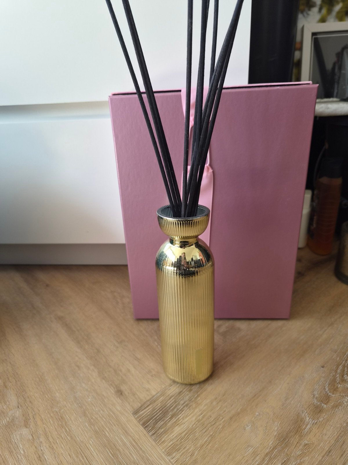 goudkleurige diffuser van rituals, Huis en Inrichting, Woonaccessoires | Vazen, Ophalen, Zo goed als nieuw, Goud, Overige materialen