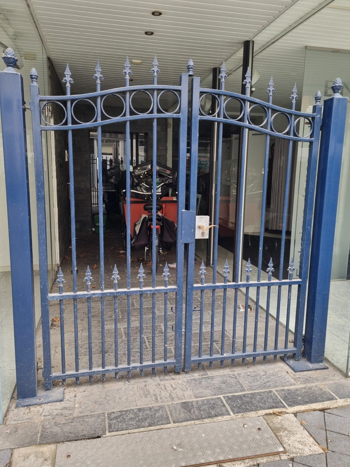 poort met slot, Ophalen of Verzenden