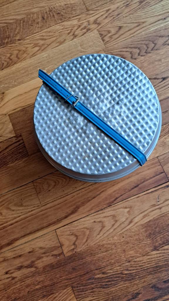 Camping aluminium pannenset, Ophalen