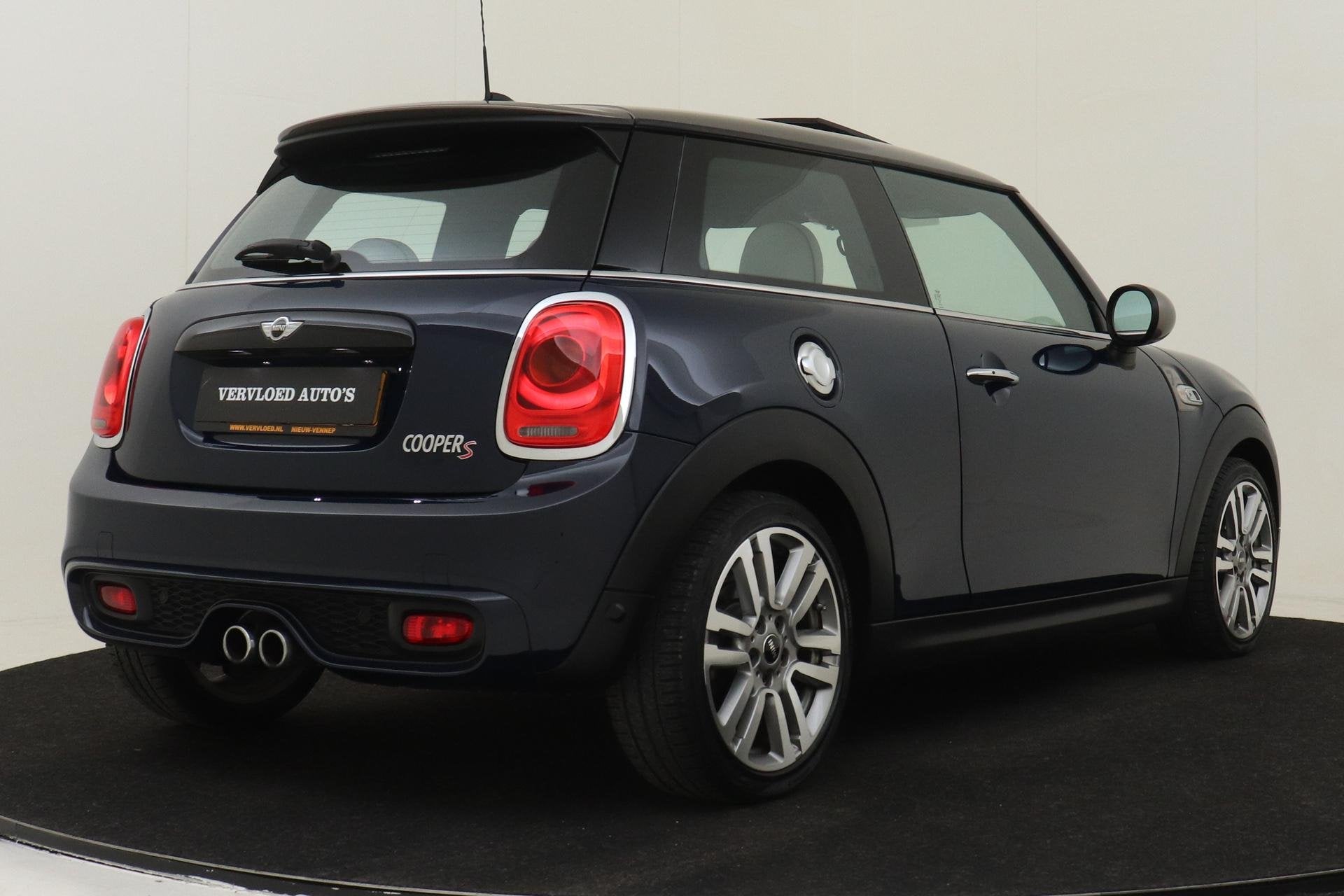 MINI COOPER S SEVEN CHILI -PANO.DAK|KEYLESS|BUSINESS|VISIBIL, Auto's, Voorwielaandrijving, 1998 cc, Gebruikt, Euro 6