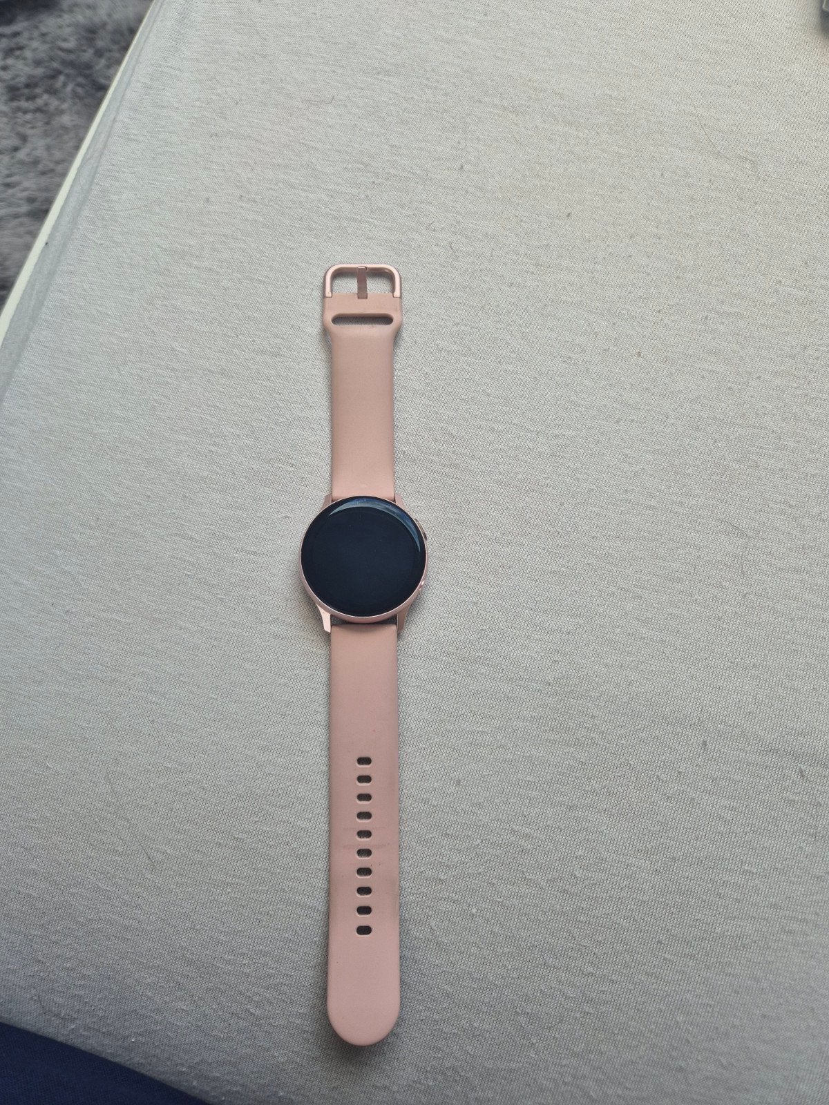 SAMSUNG Galaxy Watch Active2 Sport 20 mm Roze/Roségoud, Sieraden, Tassen en Uiterlijk, Smartwatches, Ophalen, Gebruikt, Roze