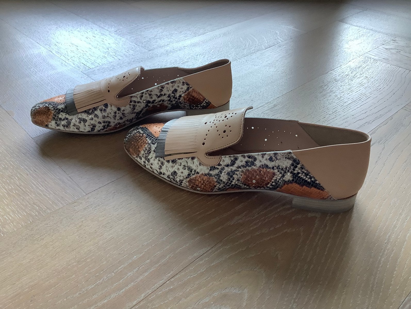 Pertini Instappers/instapschoenen nieuw mt 38,5 handgemaakt, Kleding | Dames, Schoenen, Ophalen of Verzenden, Nieuw, Overige kleuren
