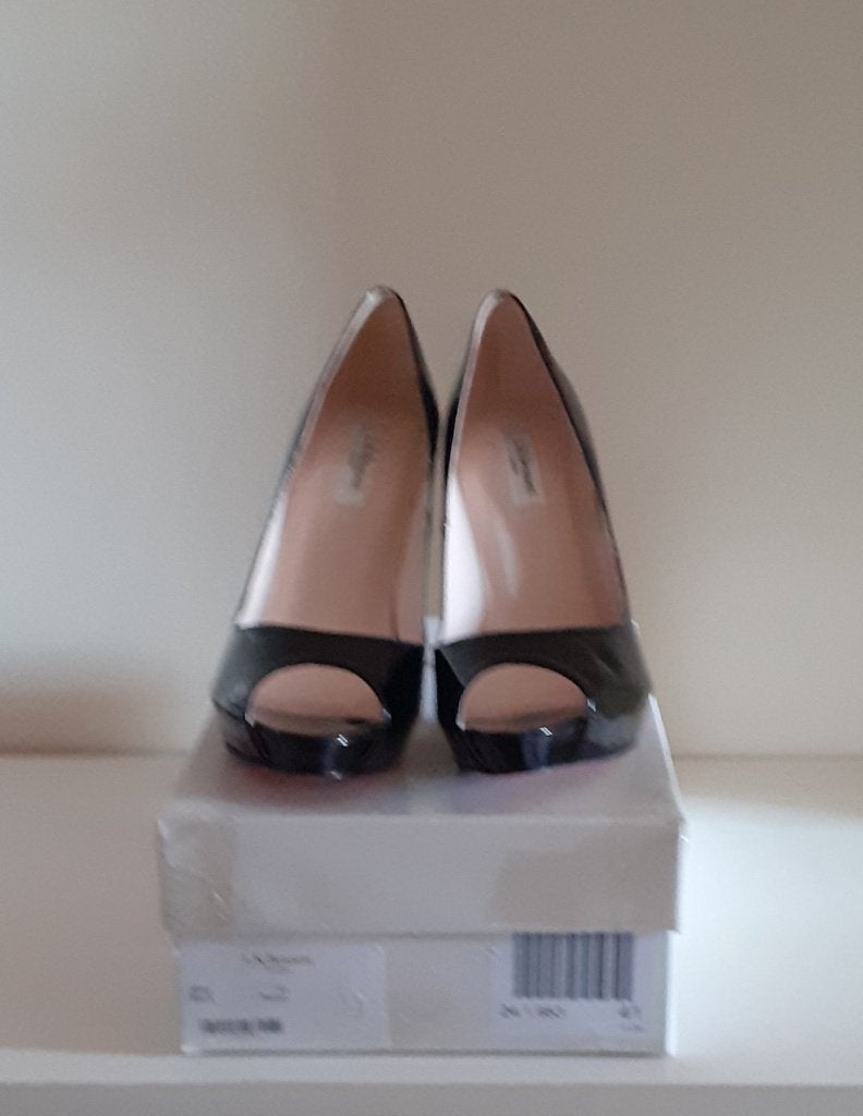 L.K.Bennett, zwarte lakleren peep-toe high heel pumps, NIEUW, Pumps, Zwart, L.K. Bennett, Nieuw