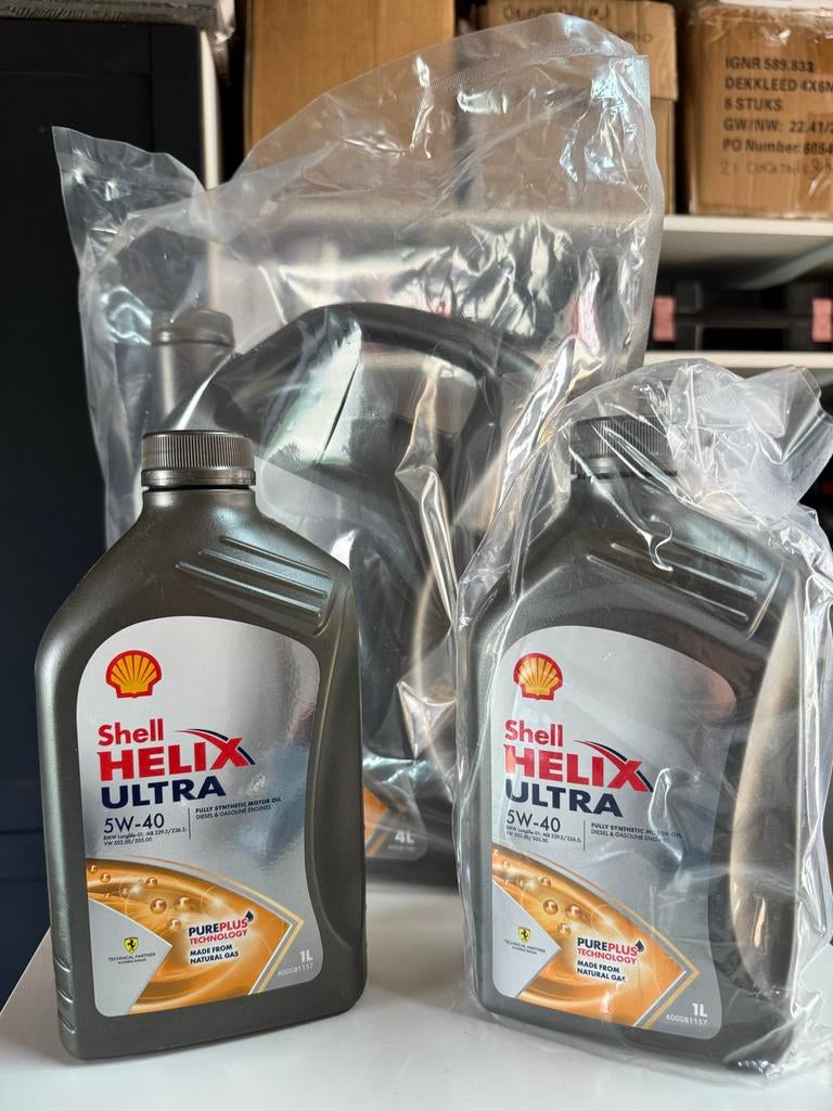Shell Helix Ultra 5W40 - prijs is per liter!!, Auto diversen, Onderhoudsmiddelen, Ophalen of Verzenden