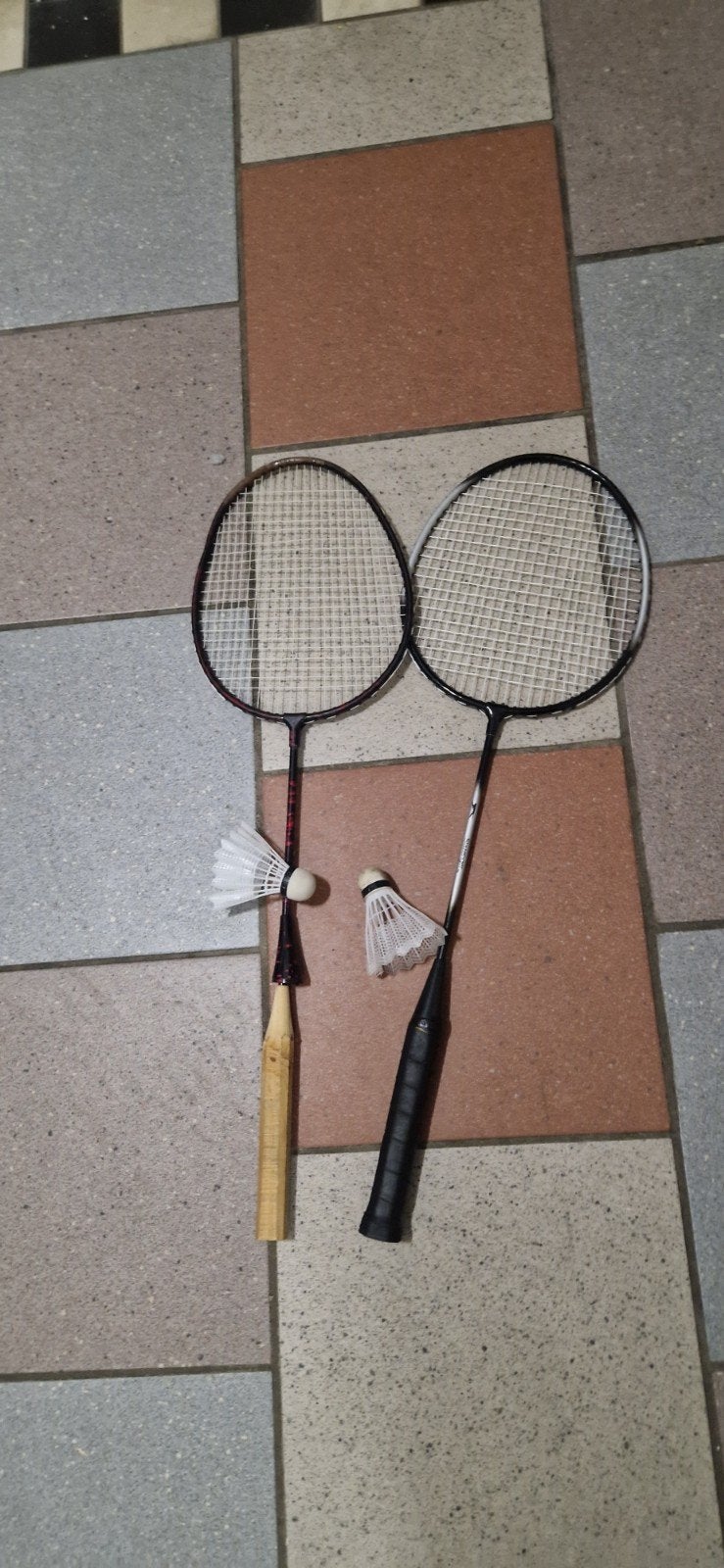 Badminton rackets met shuttles, Sport en Fitness, Ophalen of Verzenden, Gebruikt, Racket(s)
