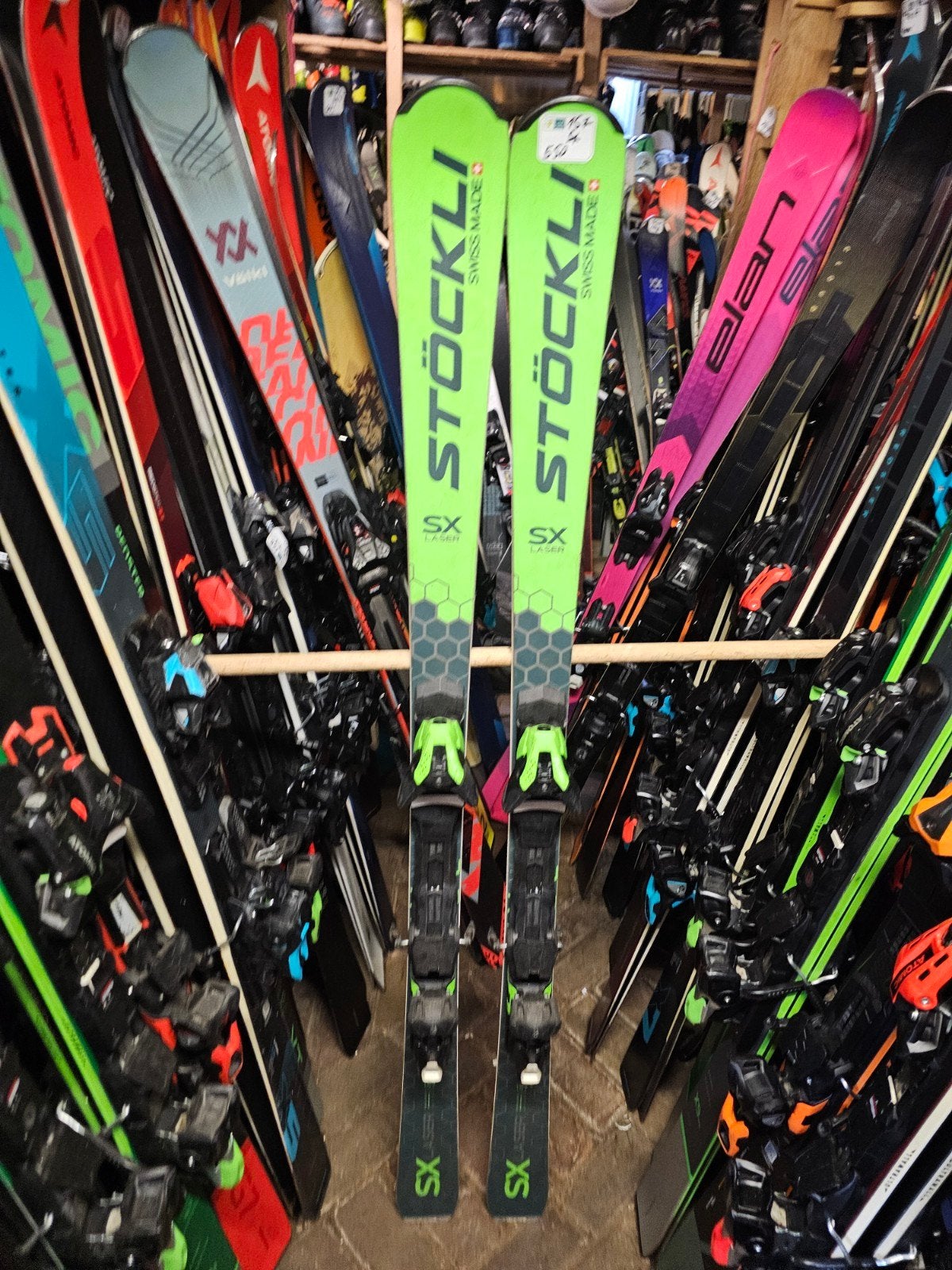 157cm STOCKLI LASER sx voor kenners 1600€ BEST OP WERELD, Overige merken, Ophalen of Verzenden, Carve, Skiën