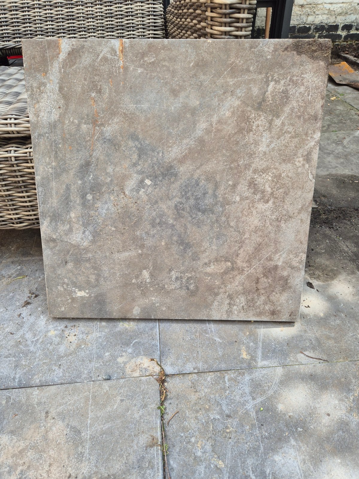 134 gebruikte terrastegels 50x50 cm, Doe-het-zelf en Verbouw, Tegels, Ophalen, Gebruikt, 40 tot 60 cm, 10 m² of meer