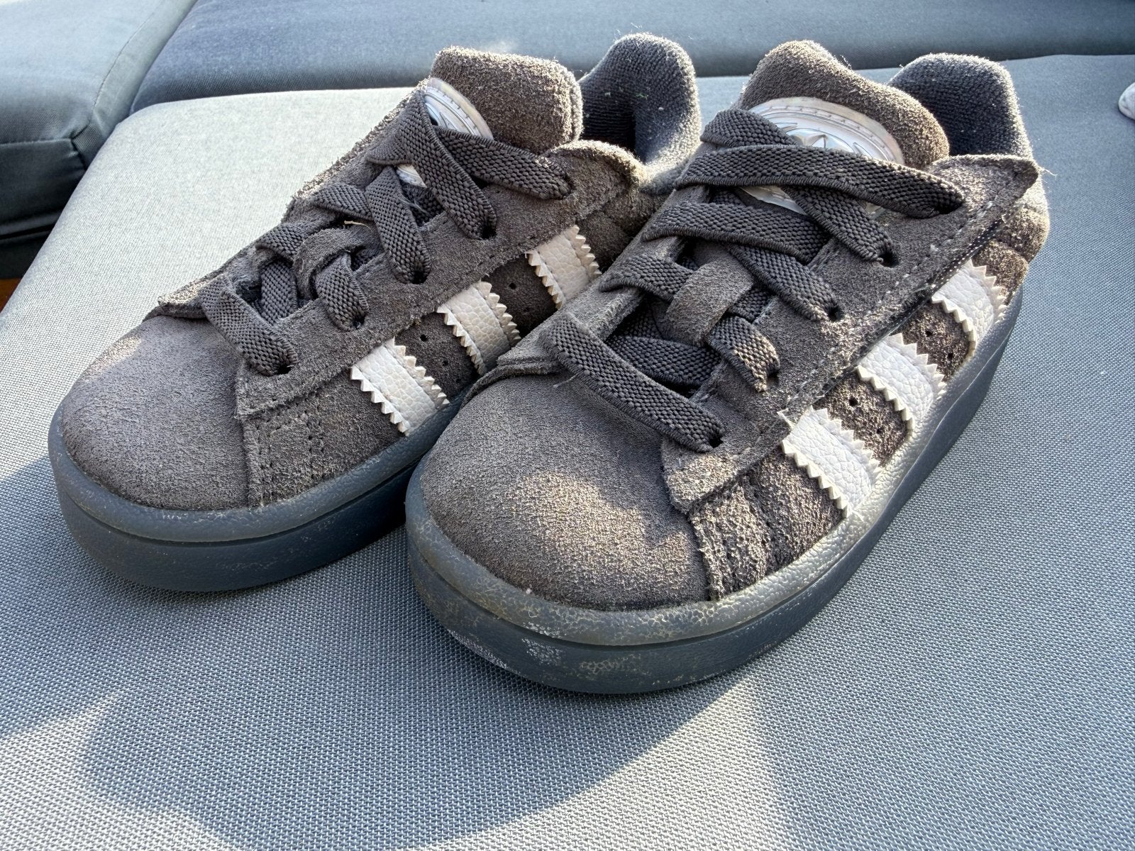 Adidas Campus met LED-zool, maat 25 - Zo goed als nieuw, Ophalen of Verzenden, Zo goed als nieuw, Schoenen
