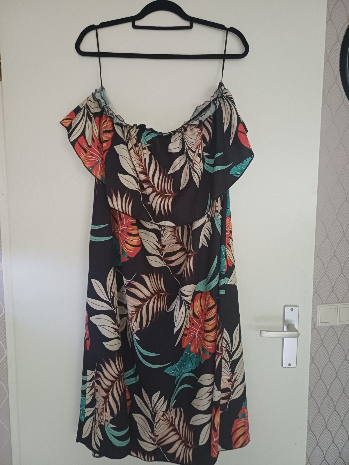 Jurk off shoulder 44, Zwart, Maat 42/44 (L), Nieuw, Ophalen of Verzenden