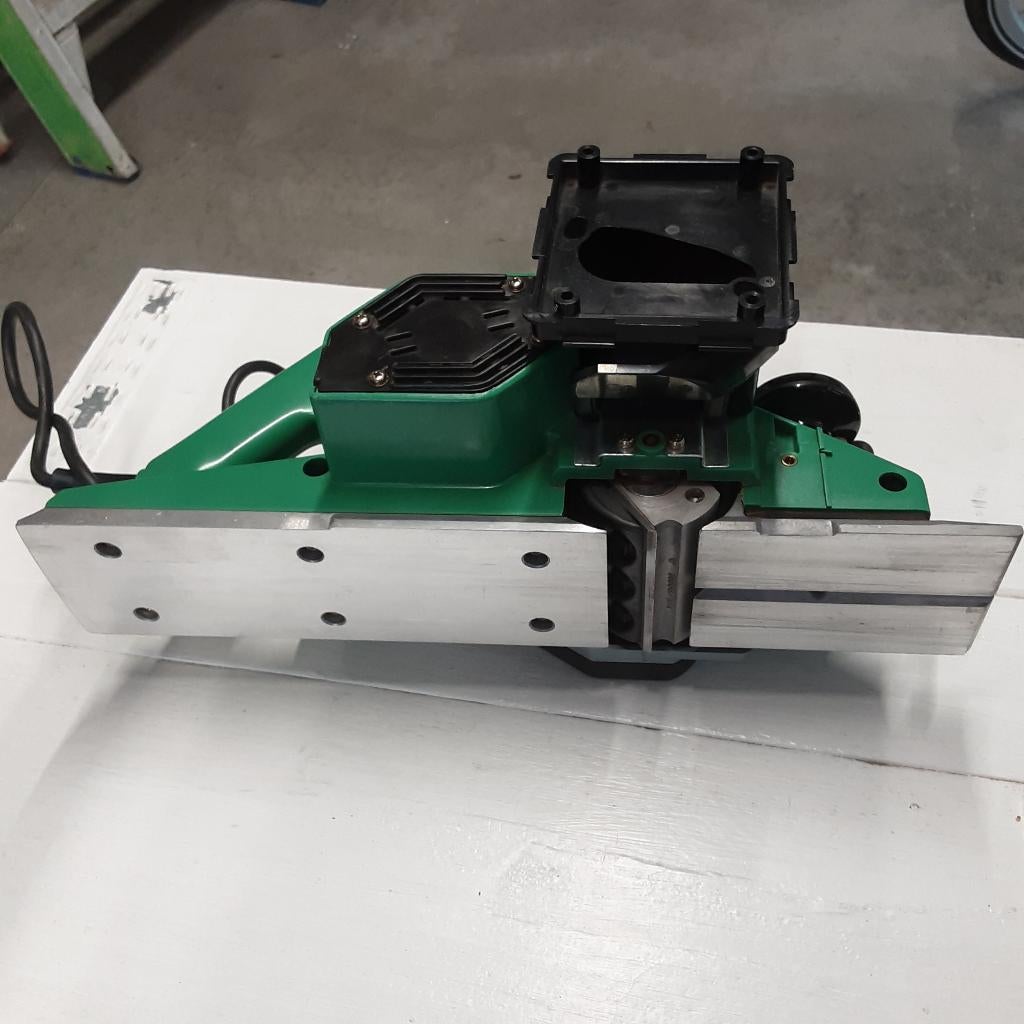 SCHAAFMACHINE HITACHI F30A ALS NIEUW MET ONDERDELEN EN KIST., Ophalen, Zo goed als nieuw, Elektrisch