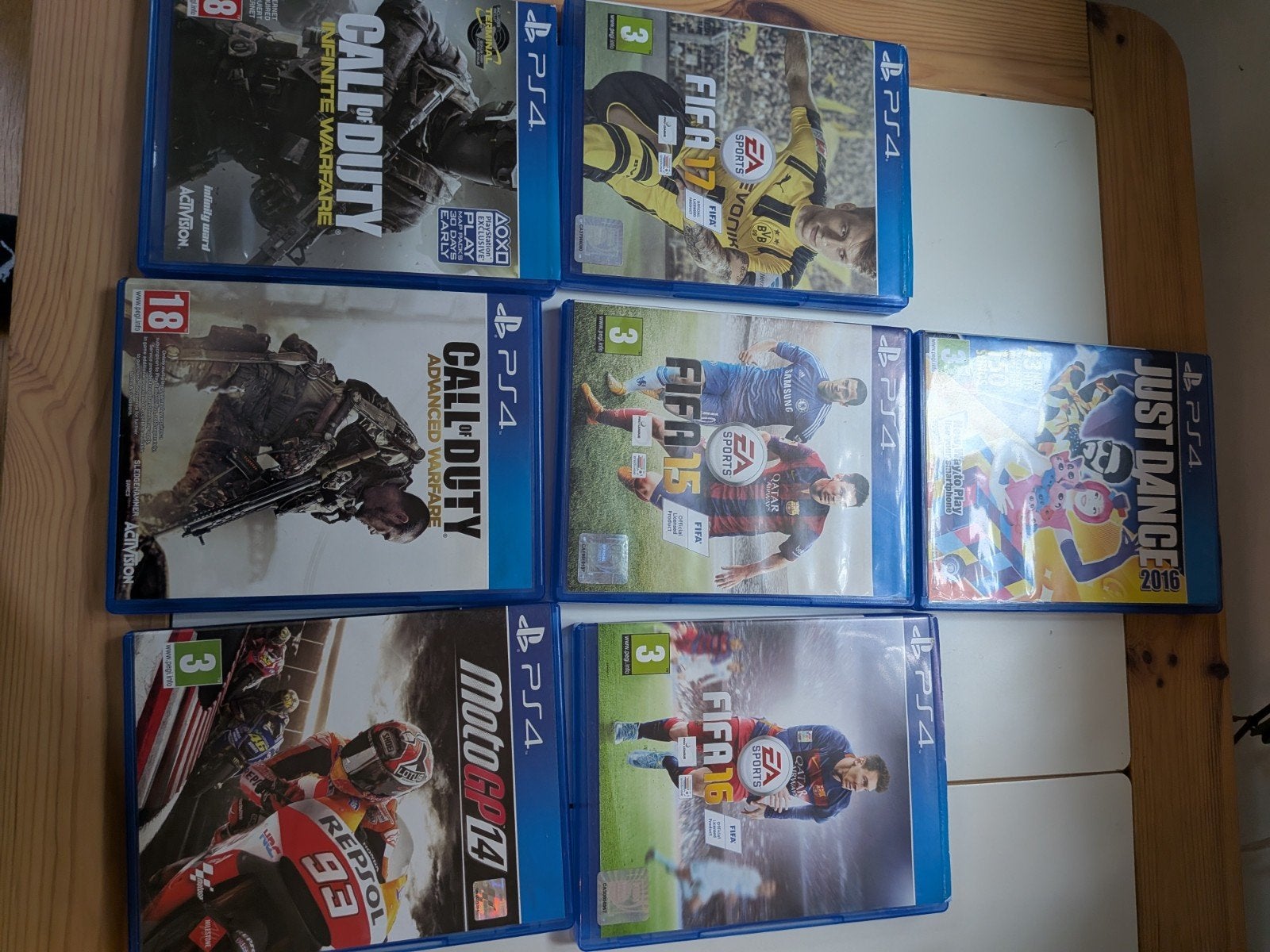 7 PS4 games: Just Dance 2016, FIFA, Call of Duty, Moto GP, Spelcomputers en Games, Muziek, Gebruikt, 1 speler, Ophalen of Verzenden