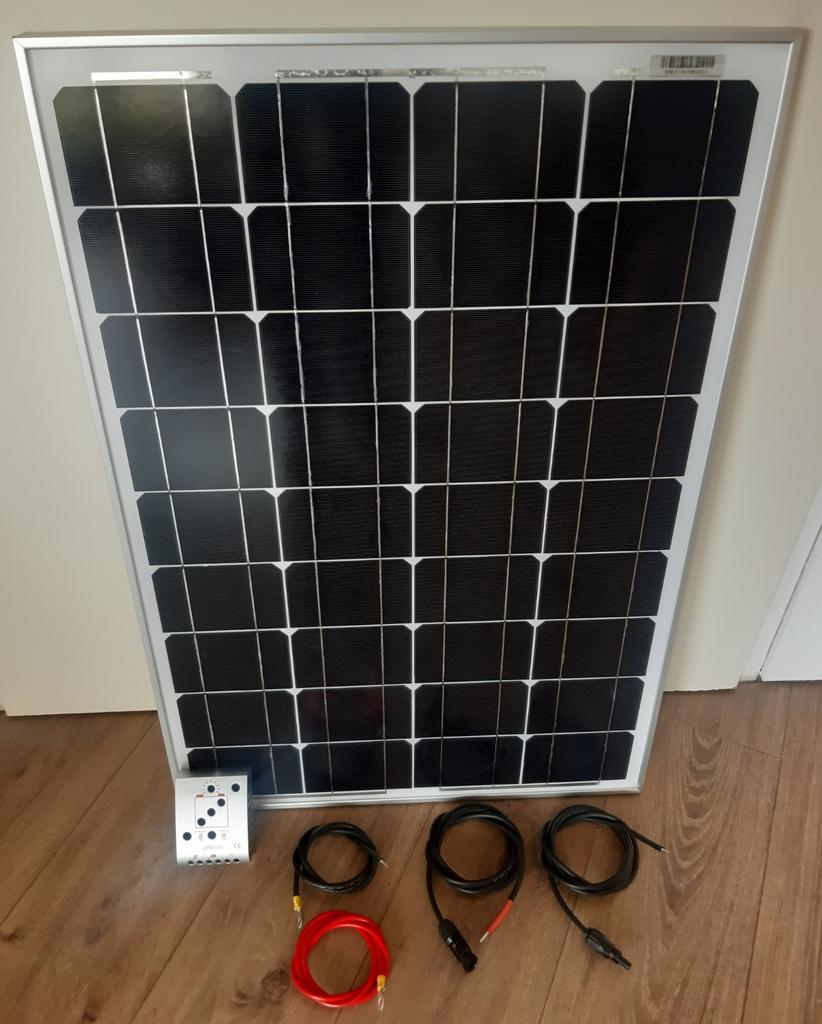 65 watt zonnestroomset. Met 10 ampere laadregelaar en kabels, Watersport en Boten, Accessoires en Onderhoud, Ophalen, Nieuw, Motor en Techniek