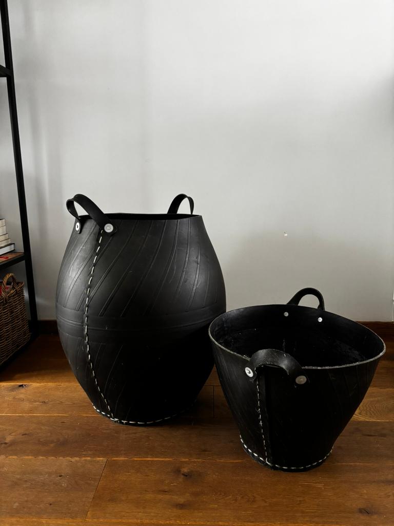Twee rubberen manden, Huis en Inrichting, Ophalen, Overige materialen, Mand, Rond