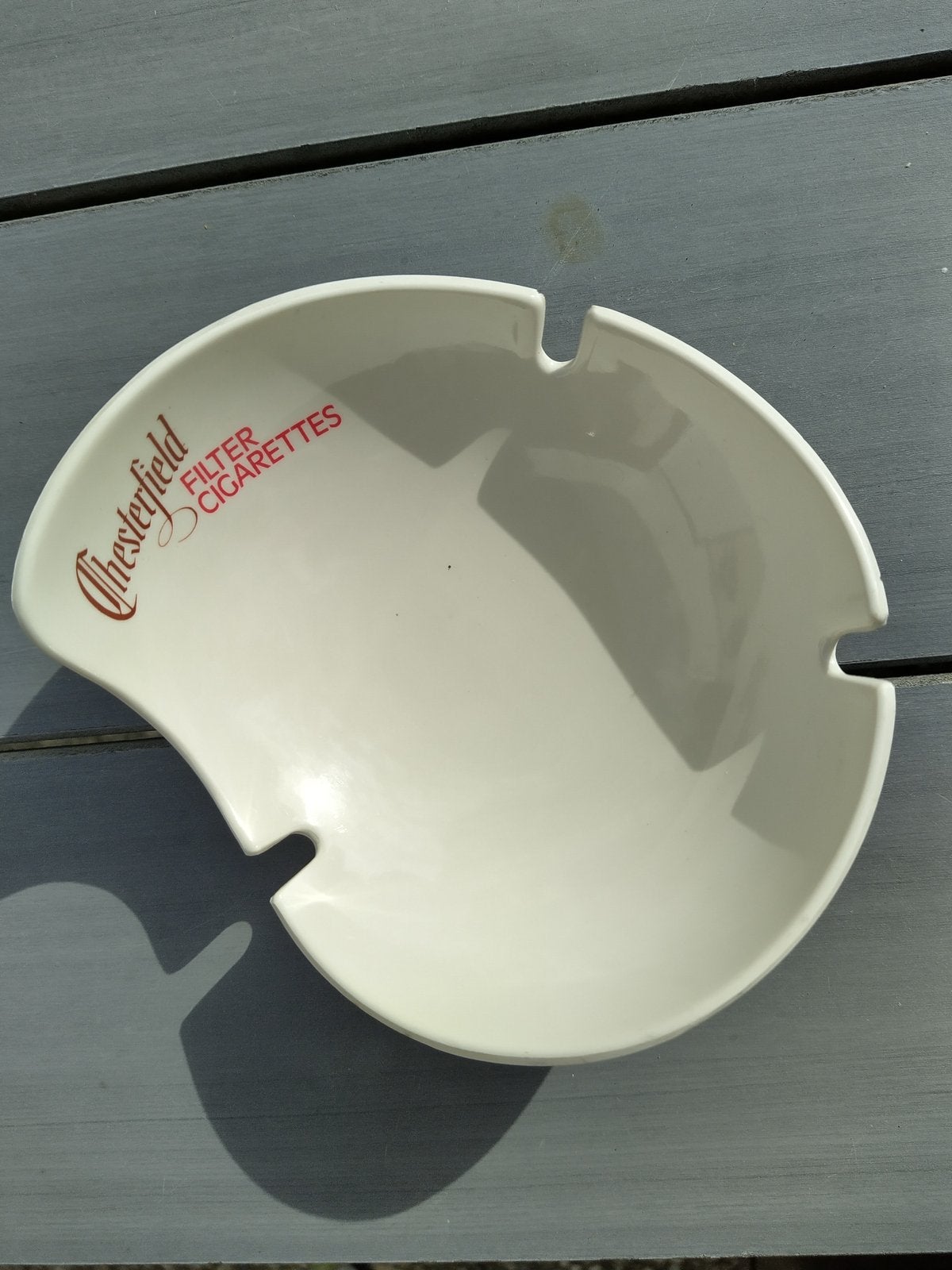Chesterfield filter cigarettes asbak, plastic., Verzamelen, Ophalen of Verzenden, Zo goed als nieuw