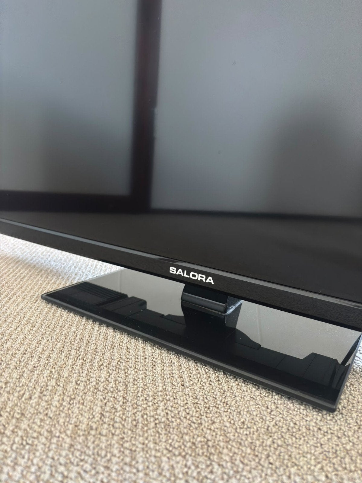 Salora 32 inch LED TV, Ophalen of Verzenden