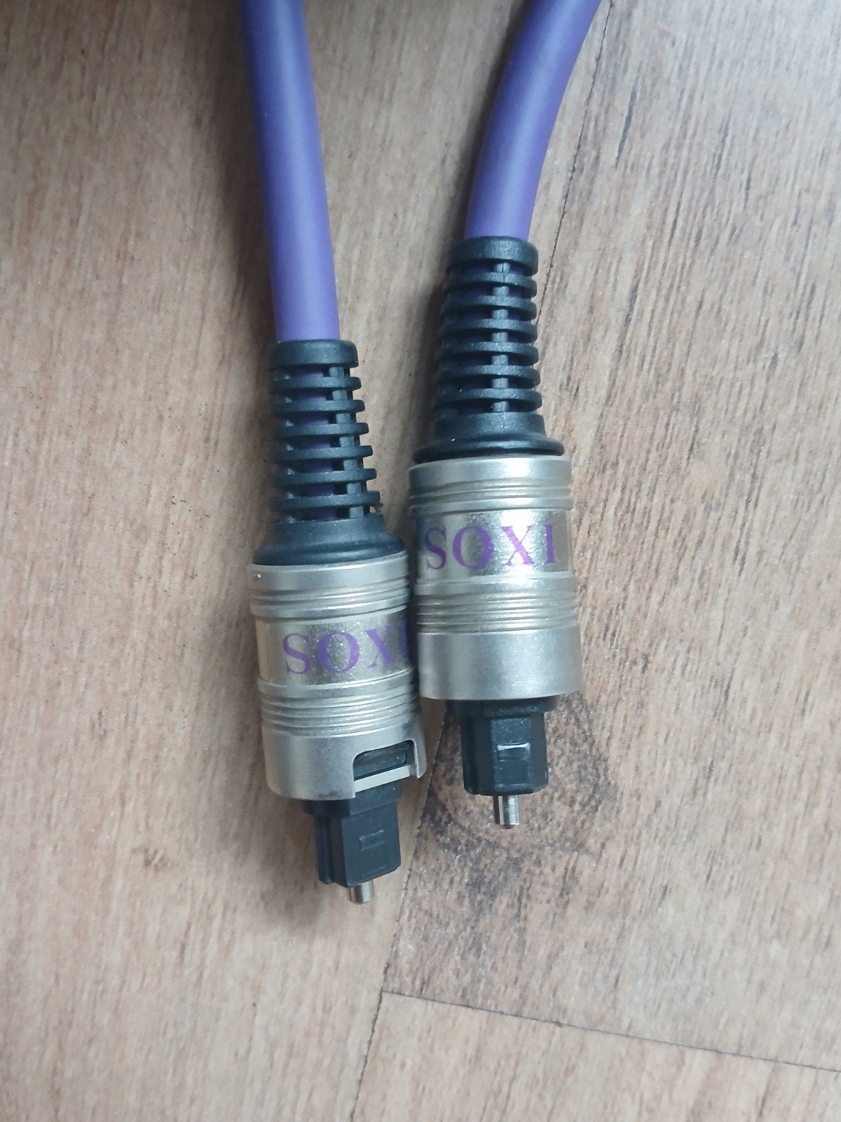 IXOS Optische Kabel - Zo goed als nieuw, Verzenden, Zo goed als nieuw, Minder dan 2 meter, Optische kabel