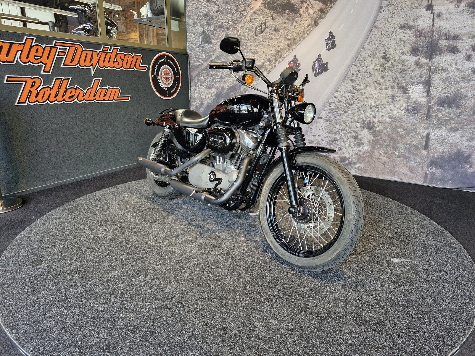 Harley-Davidson XL 1200N NIGHTSTER (bj 2008), Laan van Vredenoord 33
2289 DA  RIJSWIJK, NL, Bedrijf, Overig, Sales@harleydavidsonrotterdam.nl