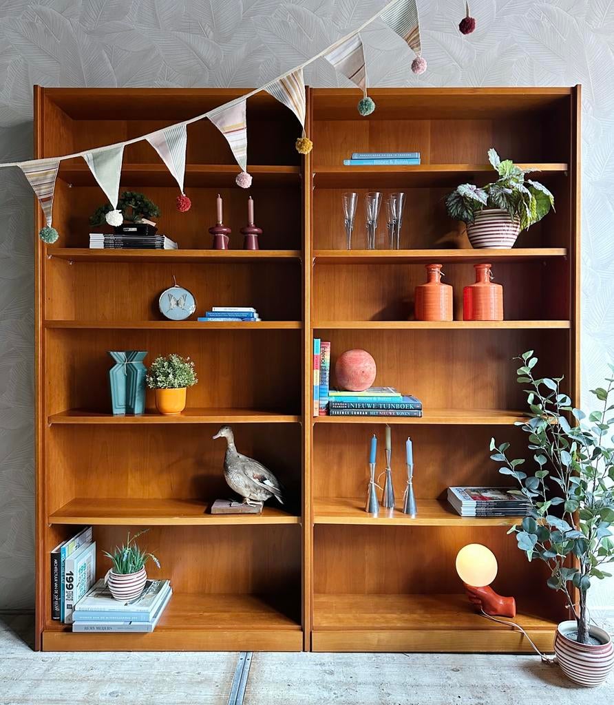 Vintage Hulsta boekenkast groot, bestaat uit twee delen!, Huis en Inrichting, Kasten | Boekenkasten, Ophalen, -, -, Zo goed als nieuw