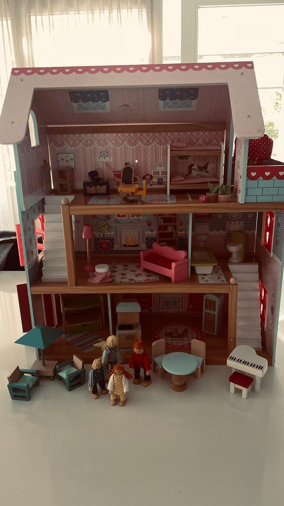 Kidkraft poppenhuis met meubels en poppetjes, Ophalen, Gebruikt, Poppenhuis
