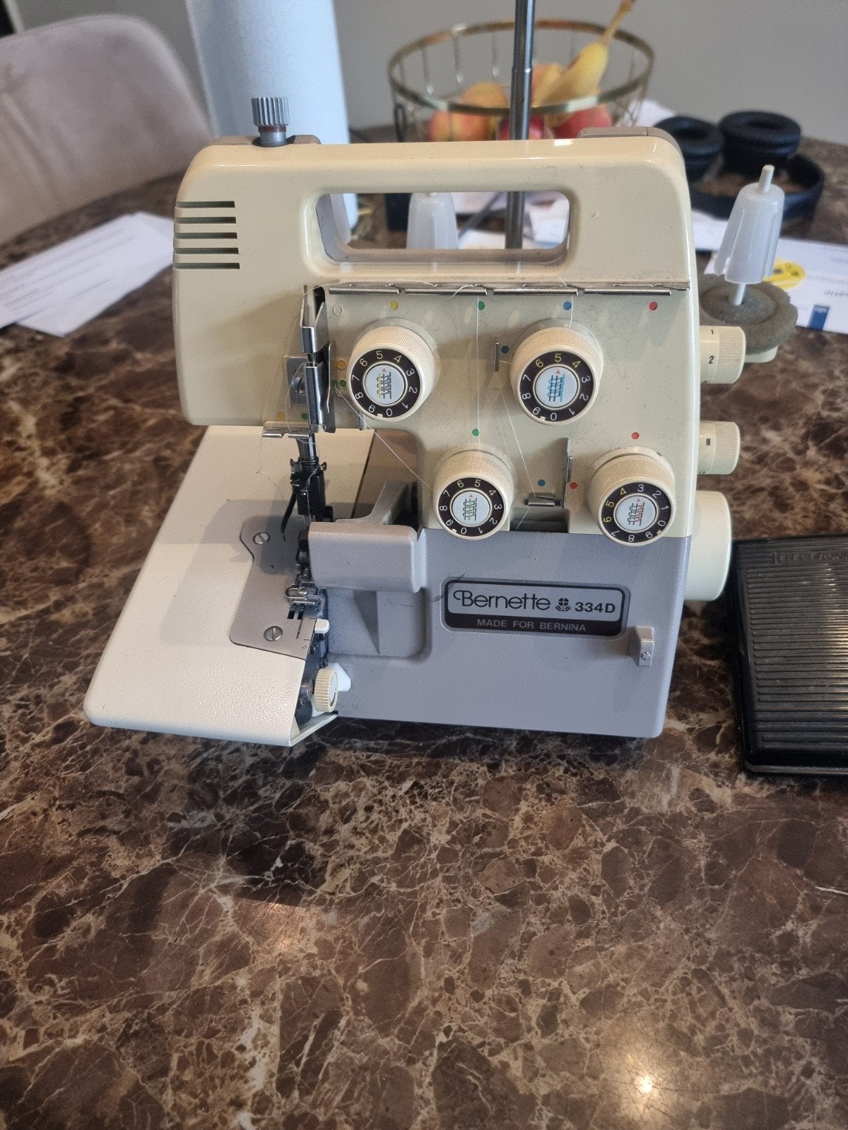 Naaimachine Bernette 334D, Ophalen of Verzenden, Gebruikt, Naaimachine, Overige merken