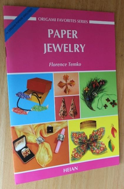 Paper jewelry - Temo - 84349, Boeken, Hobby en Vrije tijd, Ophalen of Verzenden, Zo goed als nieuw, Sieraden maken, Geschikt voor kinderen