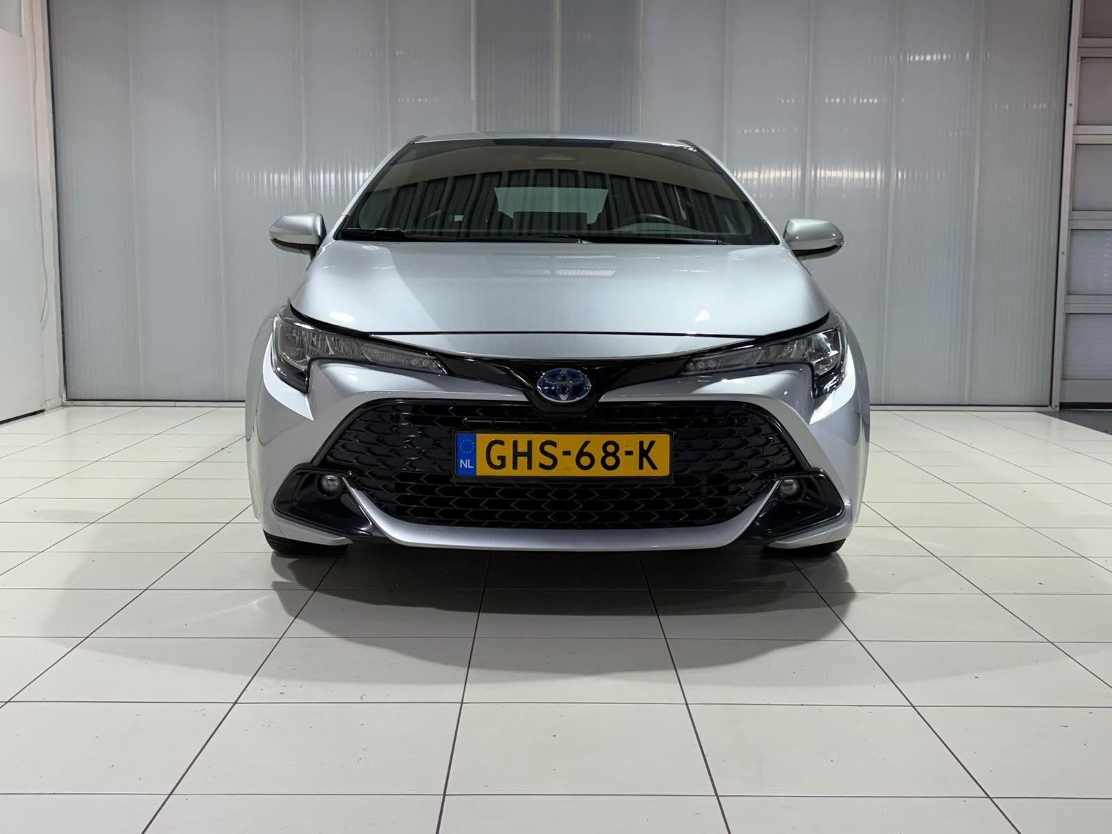 Toyota Corolla Hybrid 140 Active All Season Banden, Camera,, Auto's, Dealer onderhouden, Gebruikt, 4 cilinders, Corolla