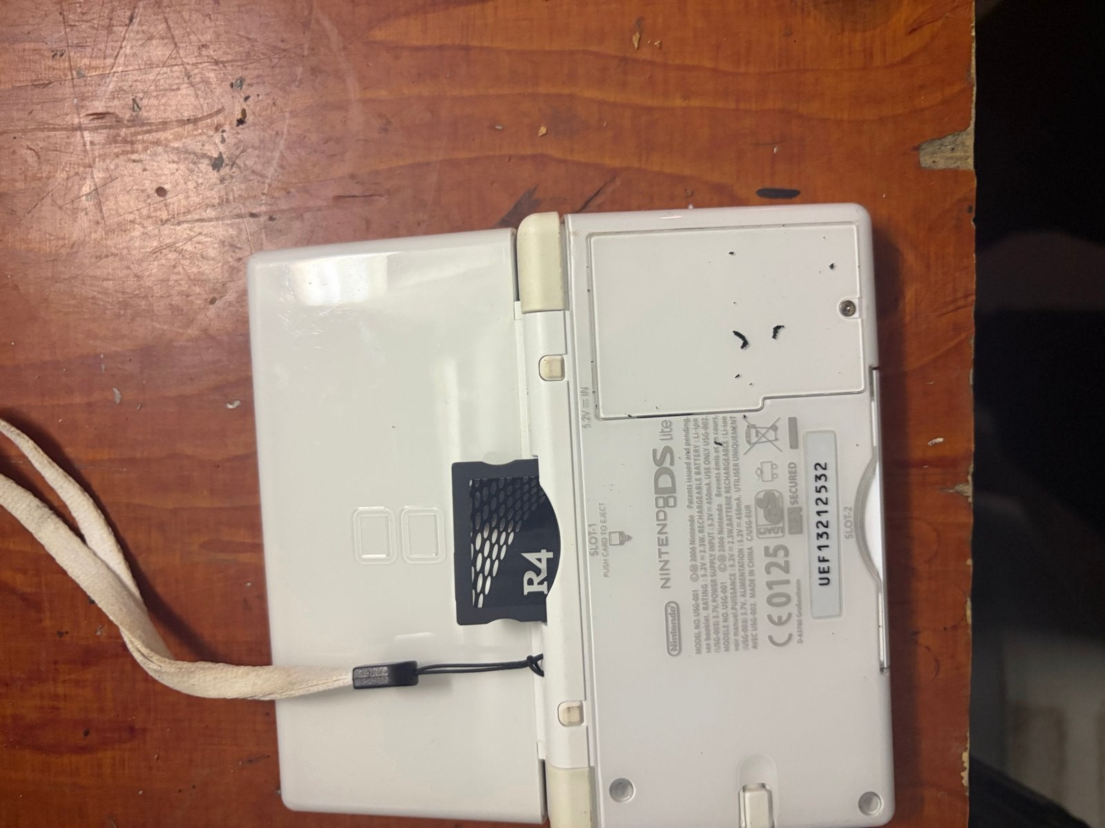 2 game consoles zonder laders nitendo gameboy, Spelcomputers en Games, Ophalen of Verzenden, Gebruikt, Wit, DS Lite