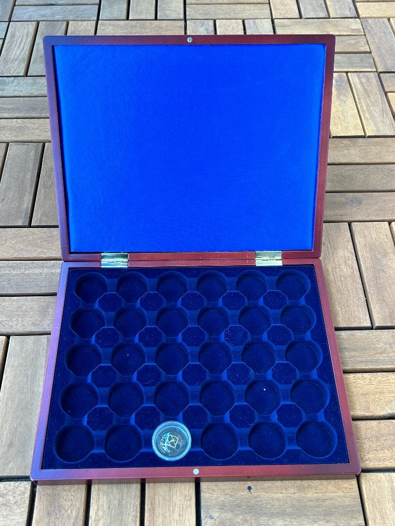 Champagne Capsule verzamel doos, Ophalen of Verzenden, Koningin Beatrix