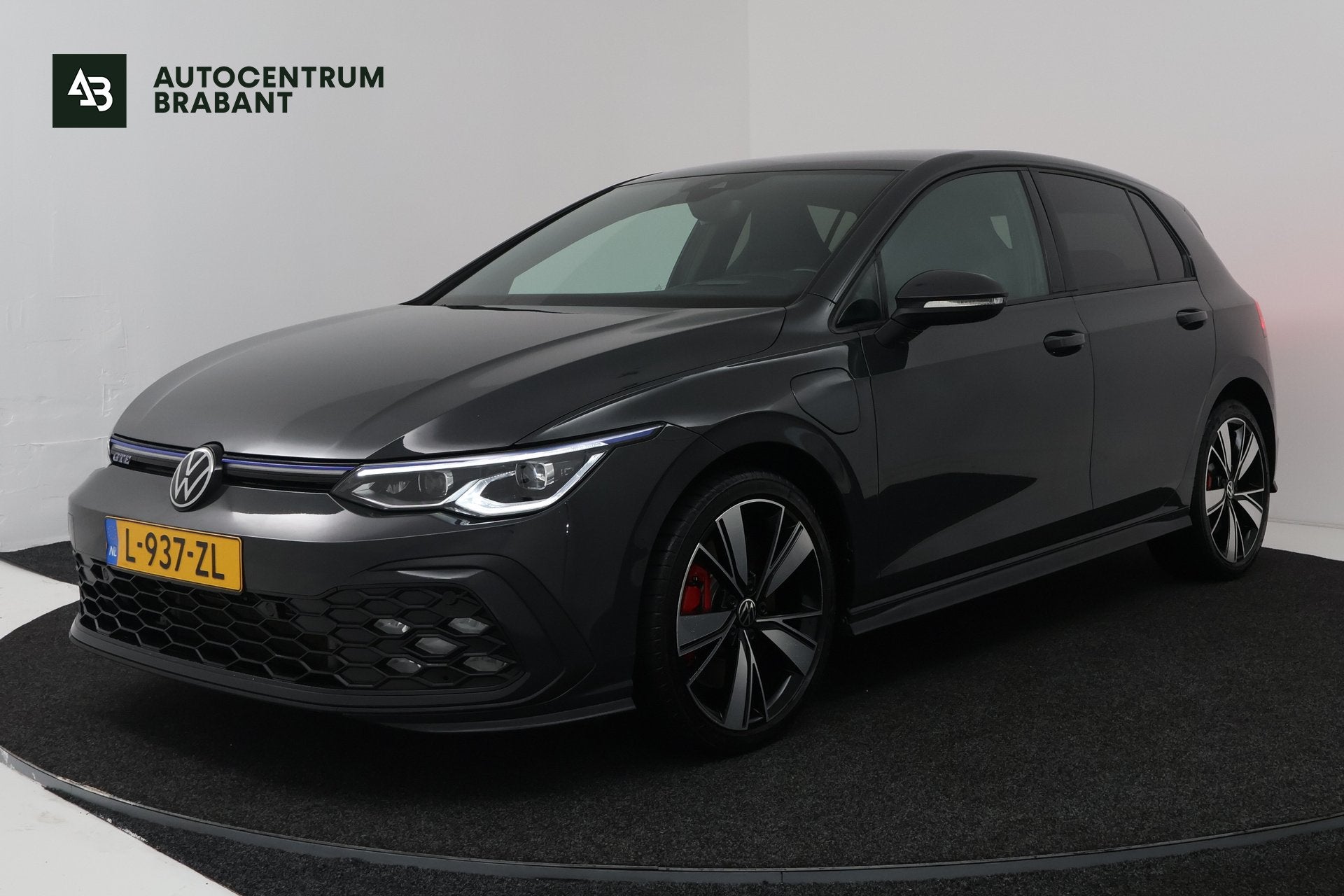 Volkswagen Golf 1.4 eHybrid GTE (MATRIX, STOEL/STUUR VERWARM, Auto's, Stof, Gebruikt, 1524 kg, 84 €/maand