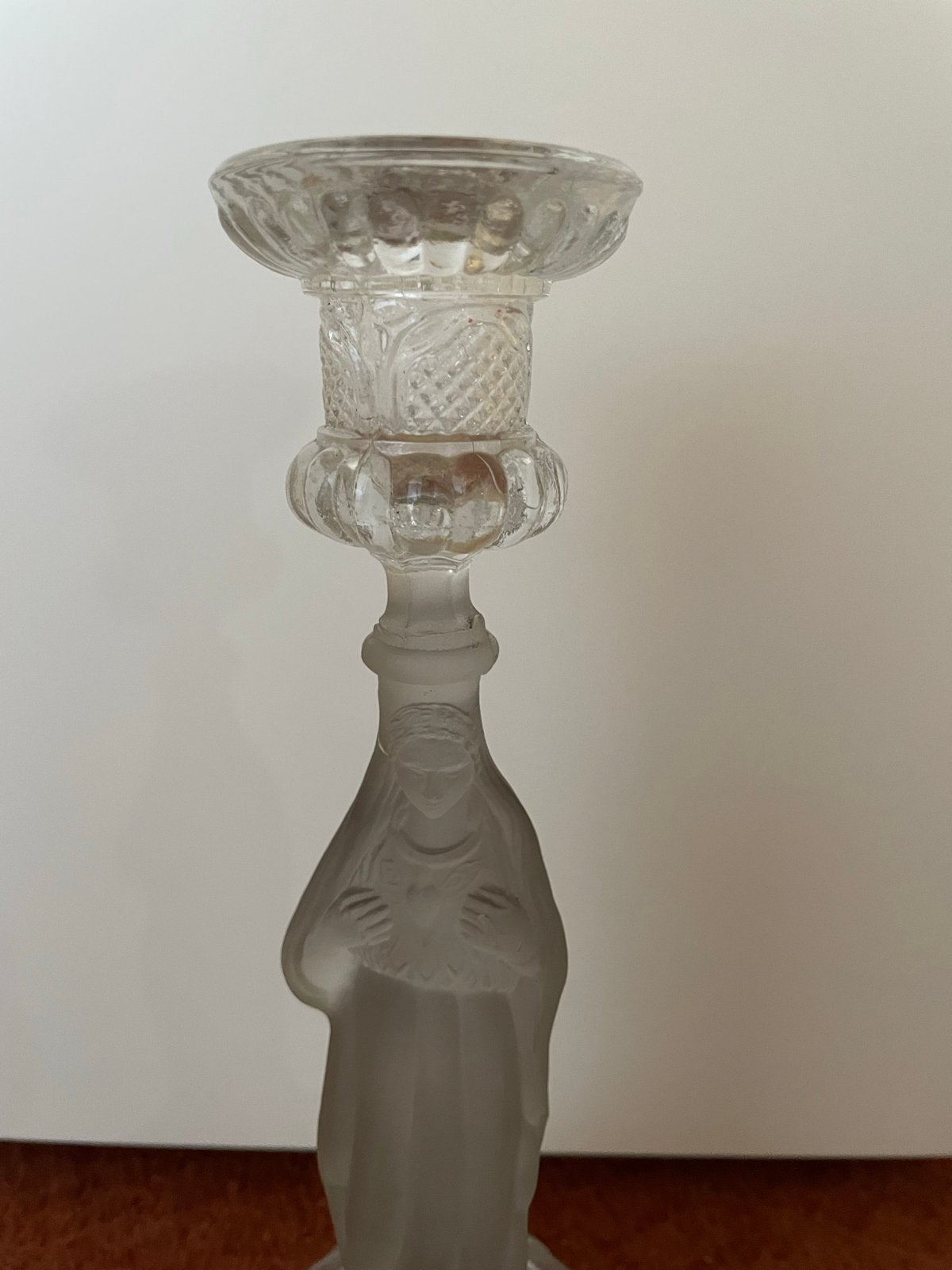 Vintage Glazen Kandelaar met Mariabeeld - Frosted Glas, Antiek en Kunst, Ophalen of Verzenden
