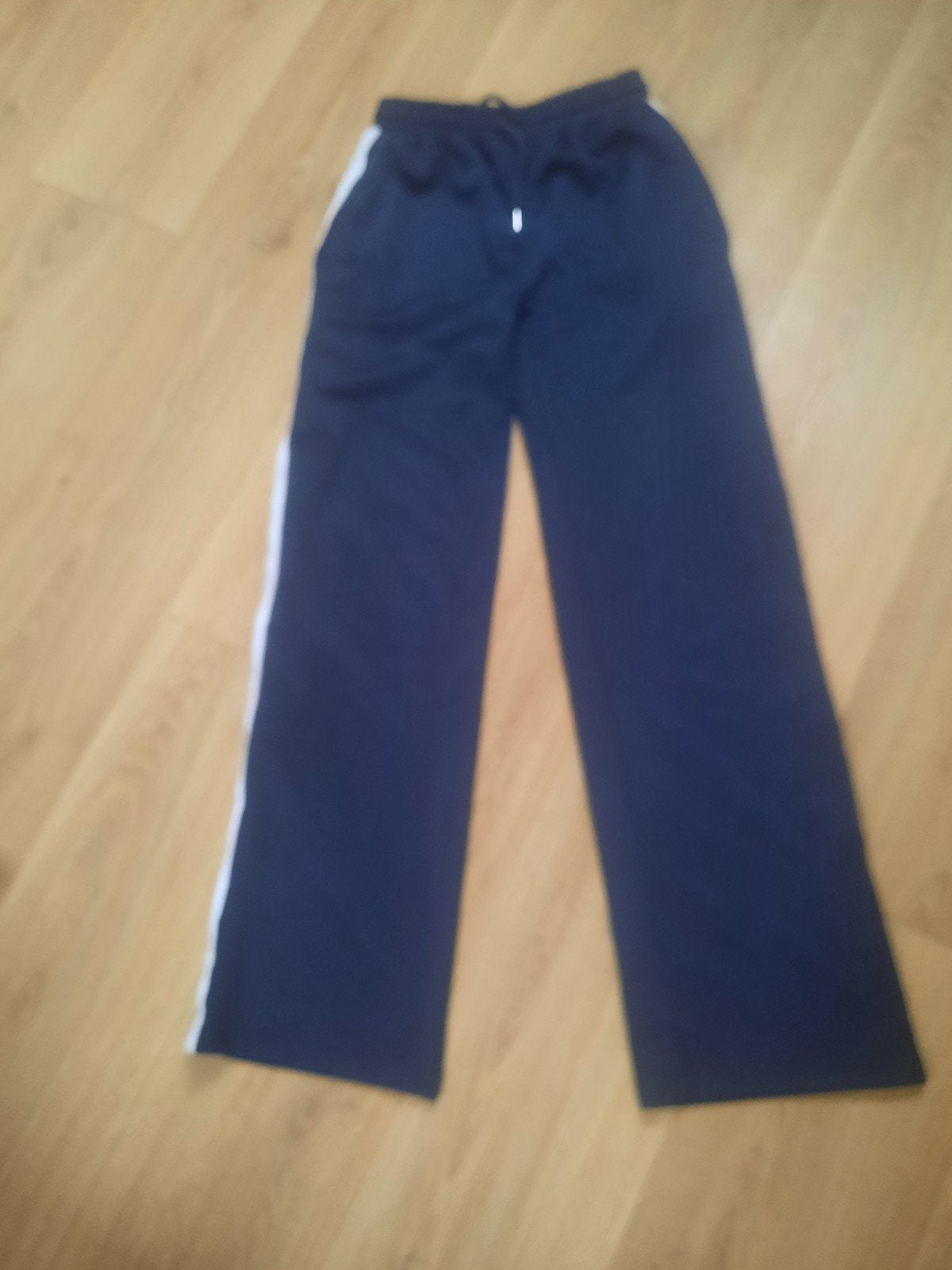 vrijetijds broek donkerblauw/witte streep van boohoo maat s, Ophalen of Verzenden, Zo goed als nieuw, Blauw, Lang